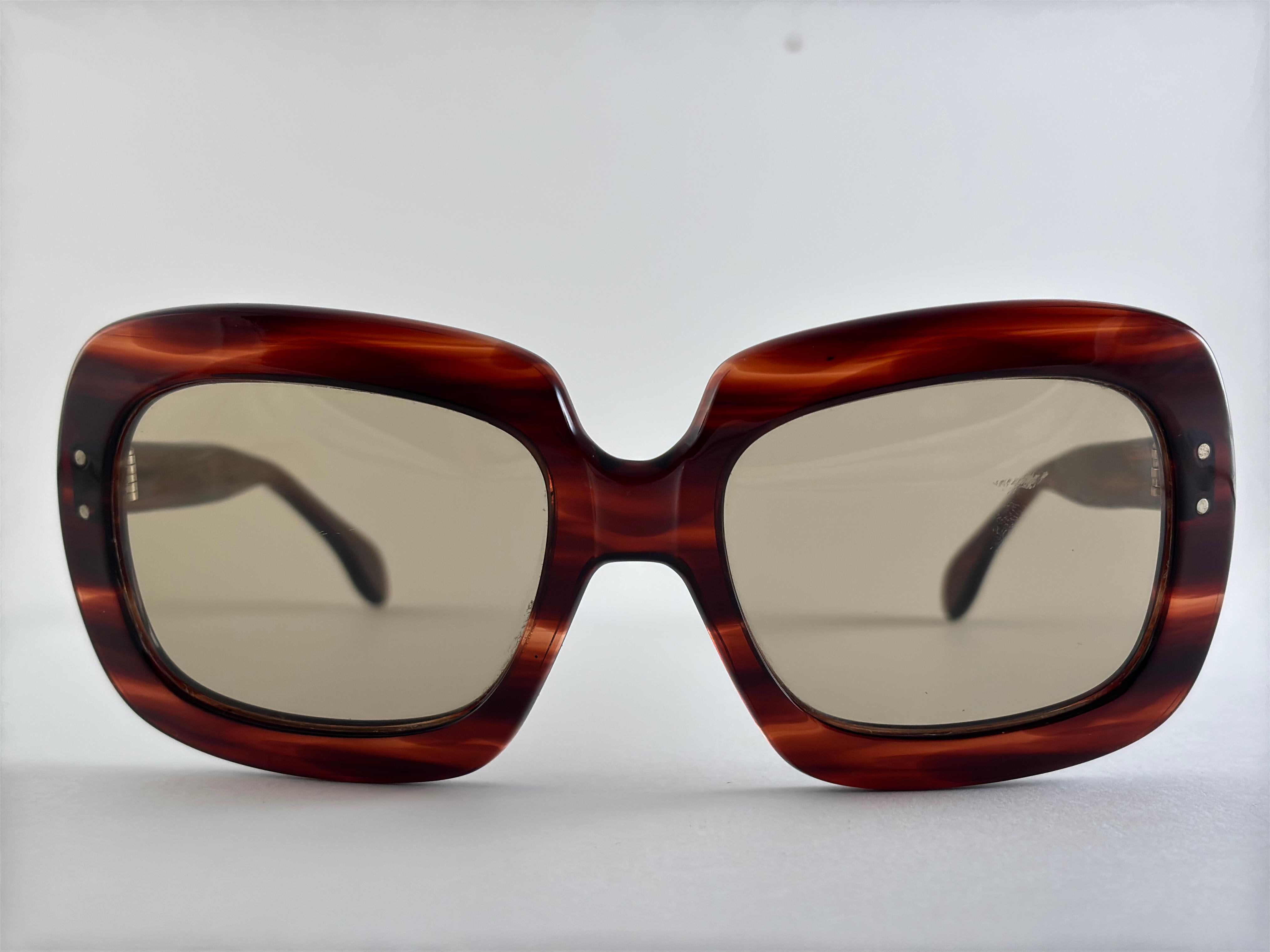Lunettes de soleil vintage surdimensionnées 