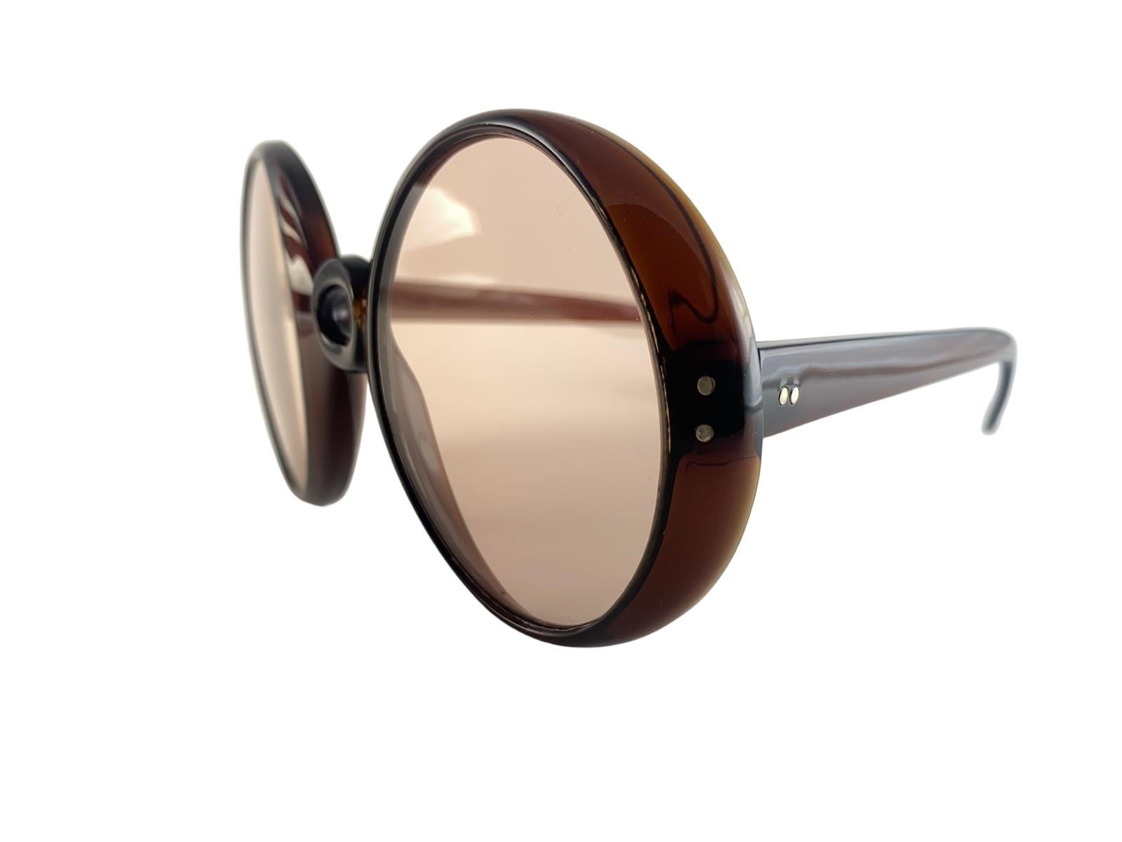 Women's or Men's Vintage Oversized Translucent Brown Sunglasses 1970's Made in France For Sale
