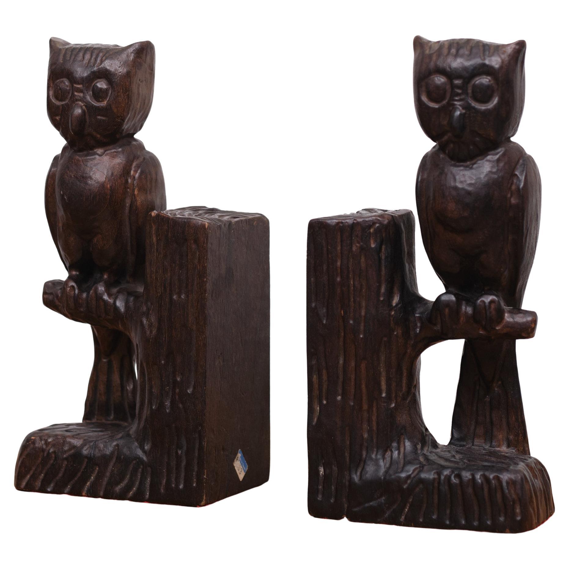 Very nice hand carved wooden owls. 1960s Spain.