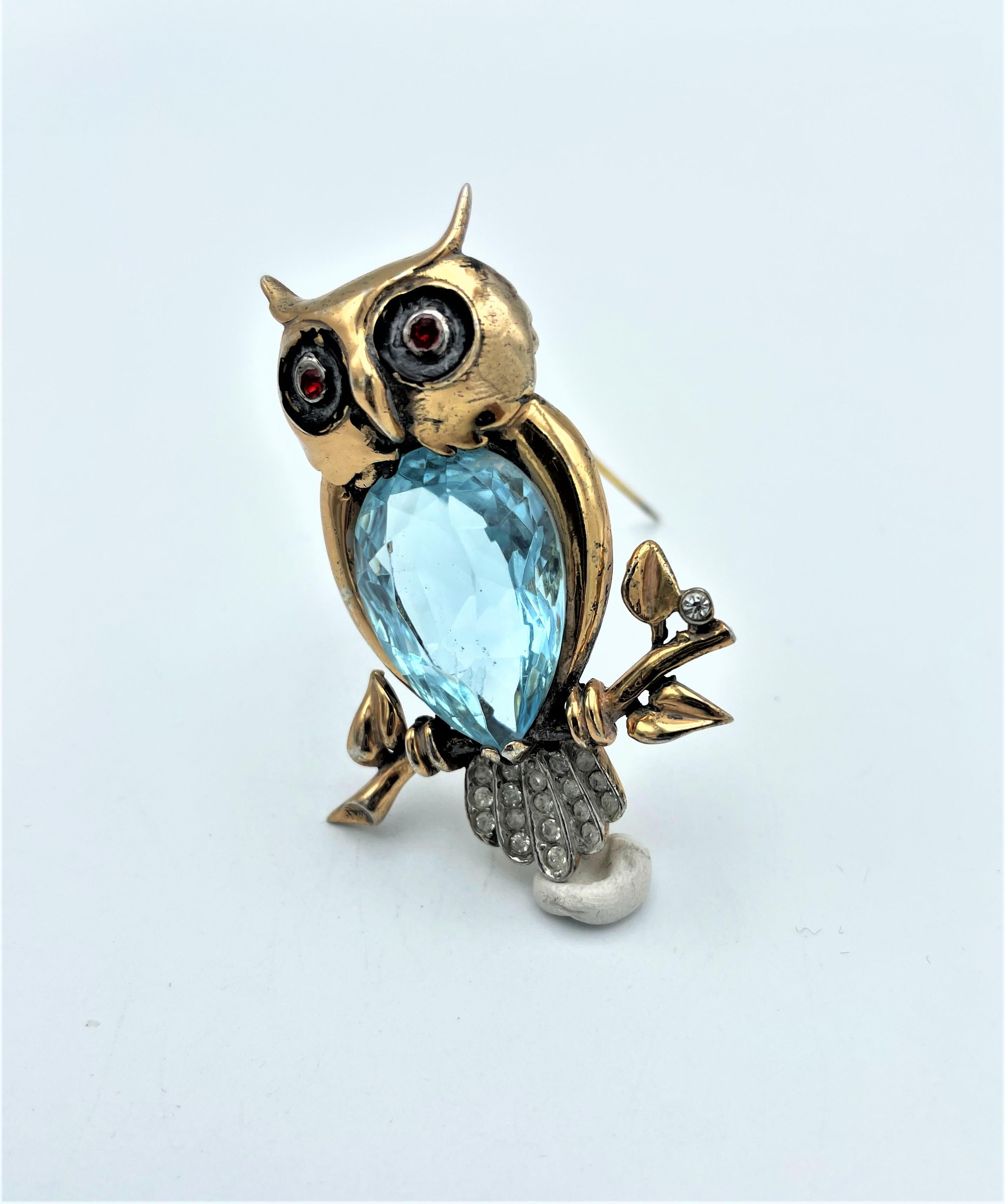 Pear Cut Vintage Owl Brooch by RÉJA vermeil sterling silve, large rhinestne 1940 USA, For Sale