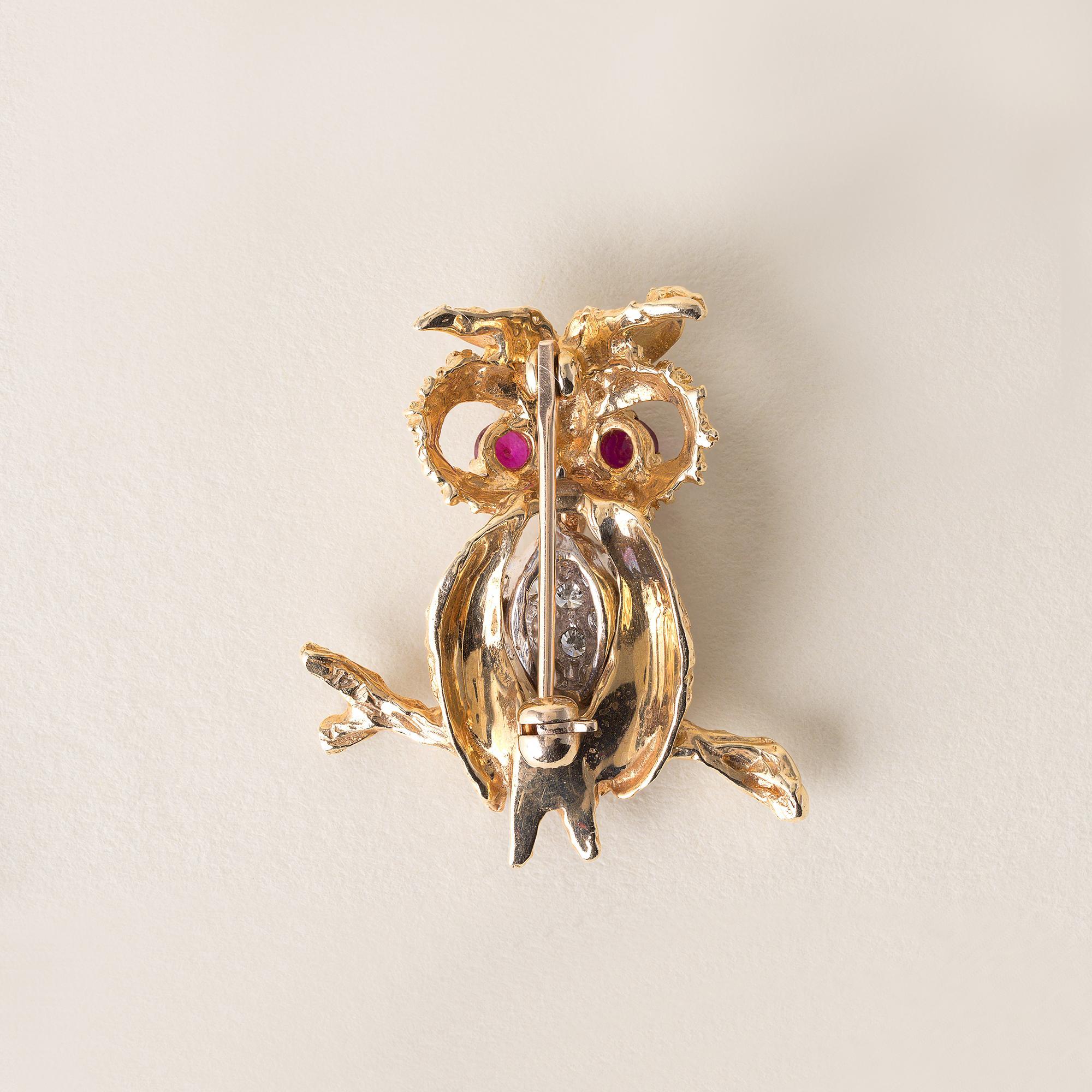 Broche Vintage Búho Ojos de Diamante y Rubí Oro Amarillo 14K Corte redondo en venta
