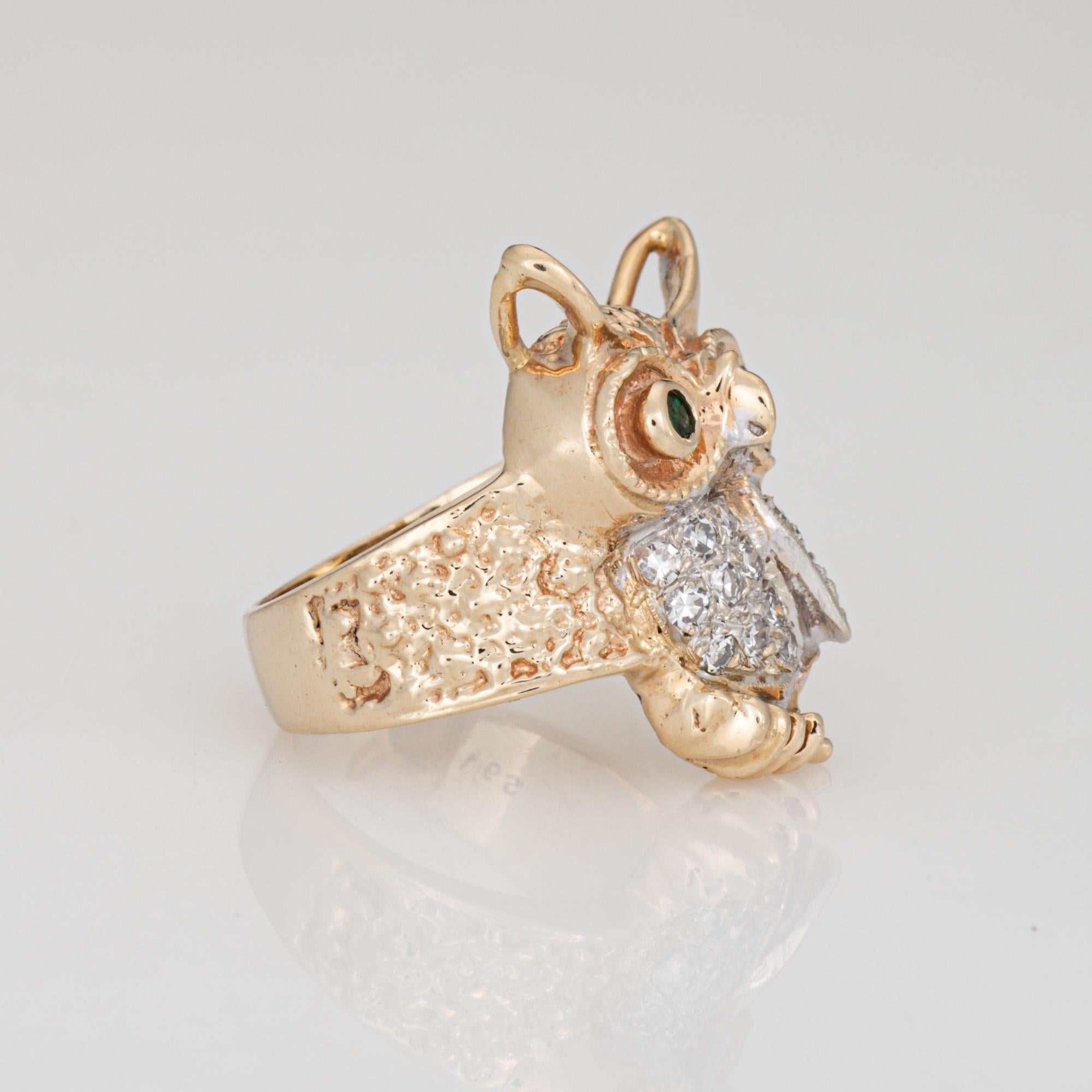 Vintage Owl on Branch Ring 14k Yellow Gold Diamond Emerald Eyes Jewelry Sz 6 Moderno en venta