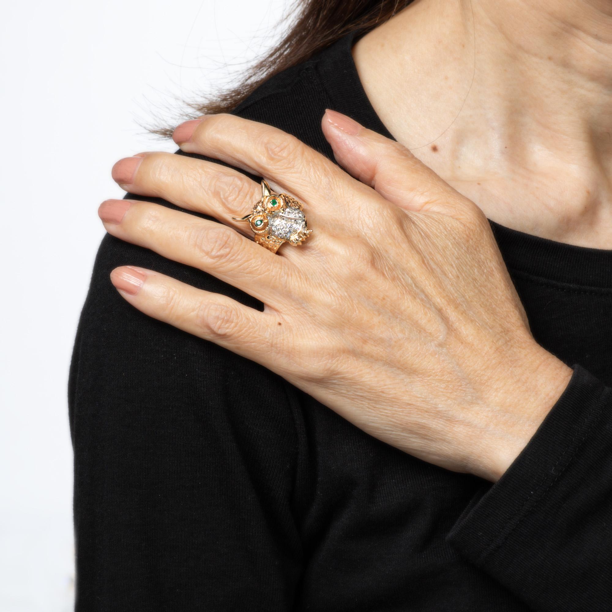 De las mujeres Vintage Owl on Branch Ring 14k Yellow Gold Diamond Emerald Eyes Jewelry Sz 6 en venta