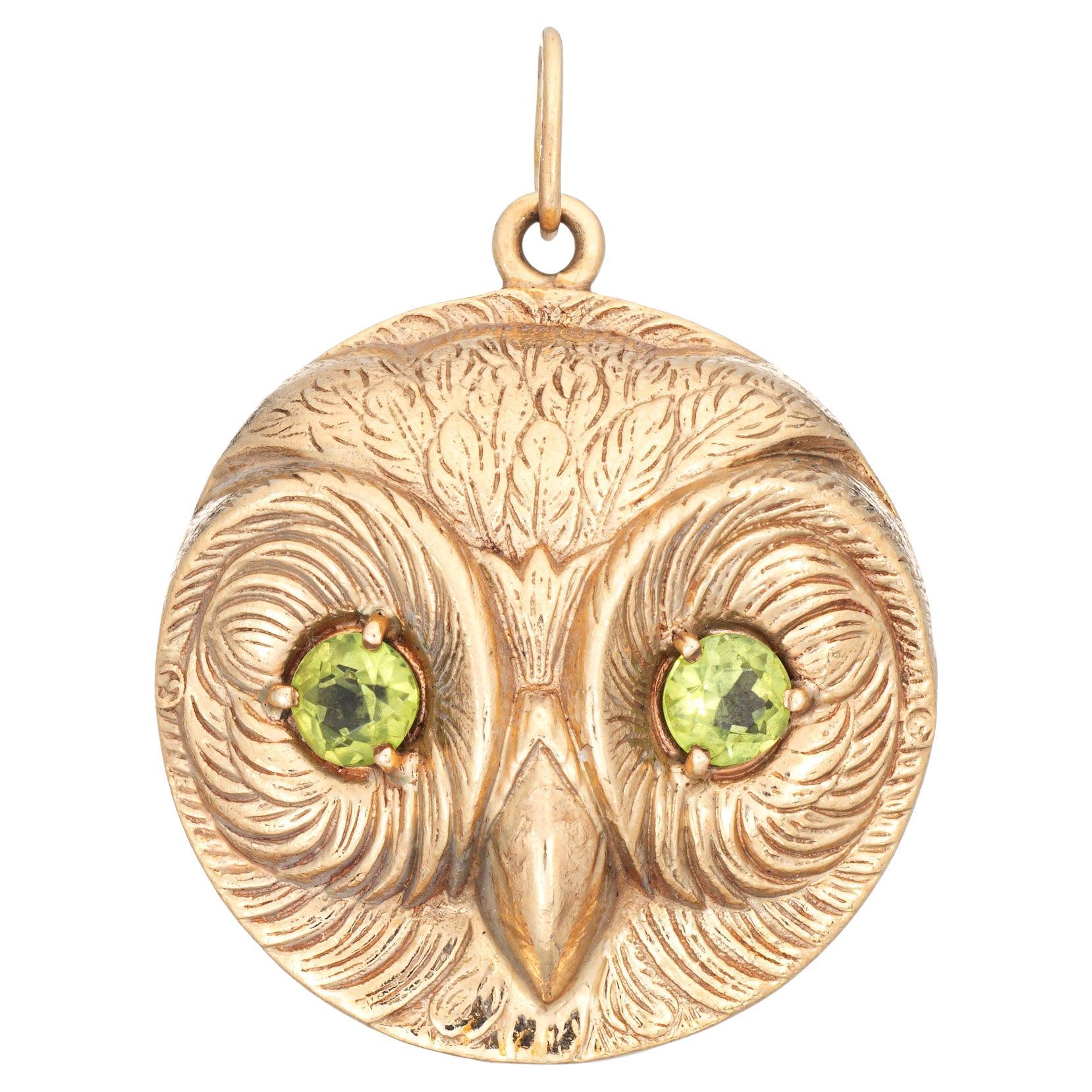 Colgante búho vintage Art Déco Oro amarillo 14k Ojos de peridoto Estate Fine Jewelry