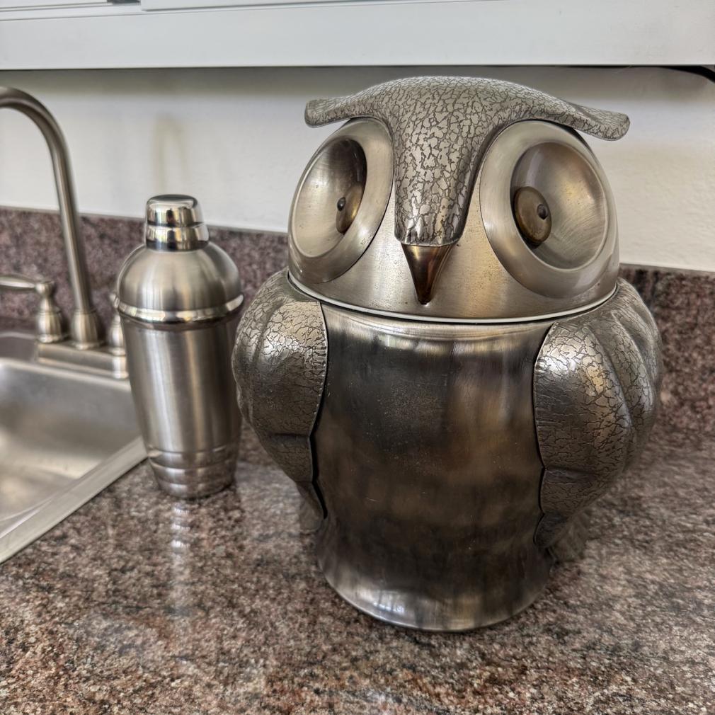Vintage Owl Shaped Pewtertone Olde Tankardware Ice Bucket 4