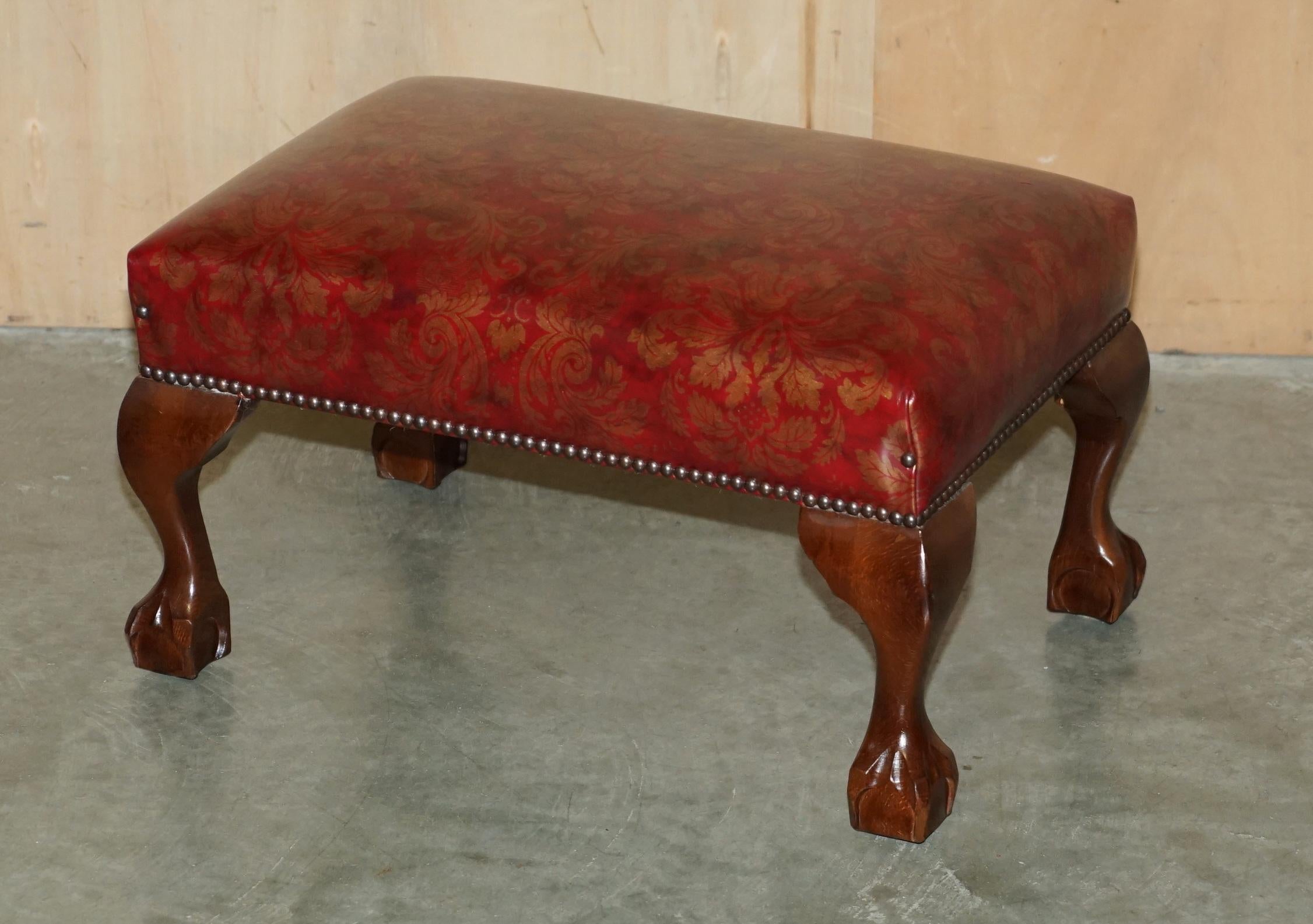 VINTAGE OXBLOOD CLAW & BALL FEET DAMASK LEATHER WiNGBACK ARMCHAIR & FOOTSTOOL im Angebot 9