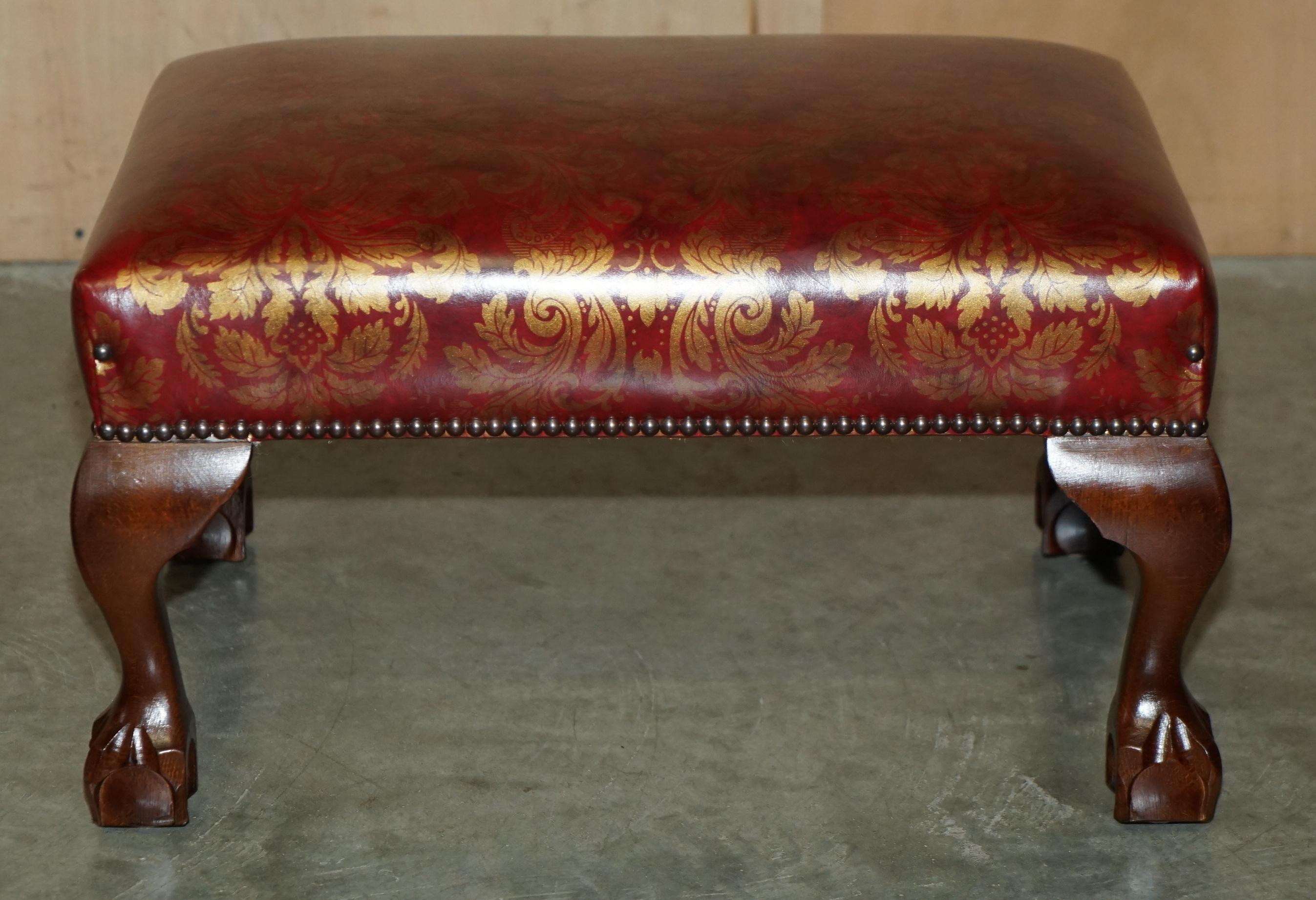 VINTAGE OXBLOOD CLAW & BALL FEET DAMASK LEATHER WiNGBACK ARMCHAIR & FOOTSTOOL im Angebot 12