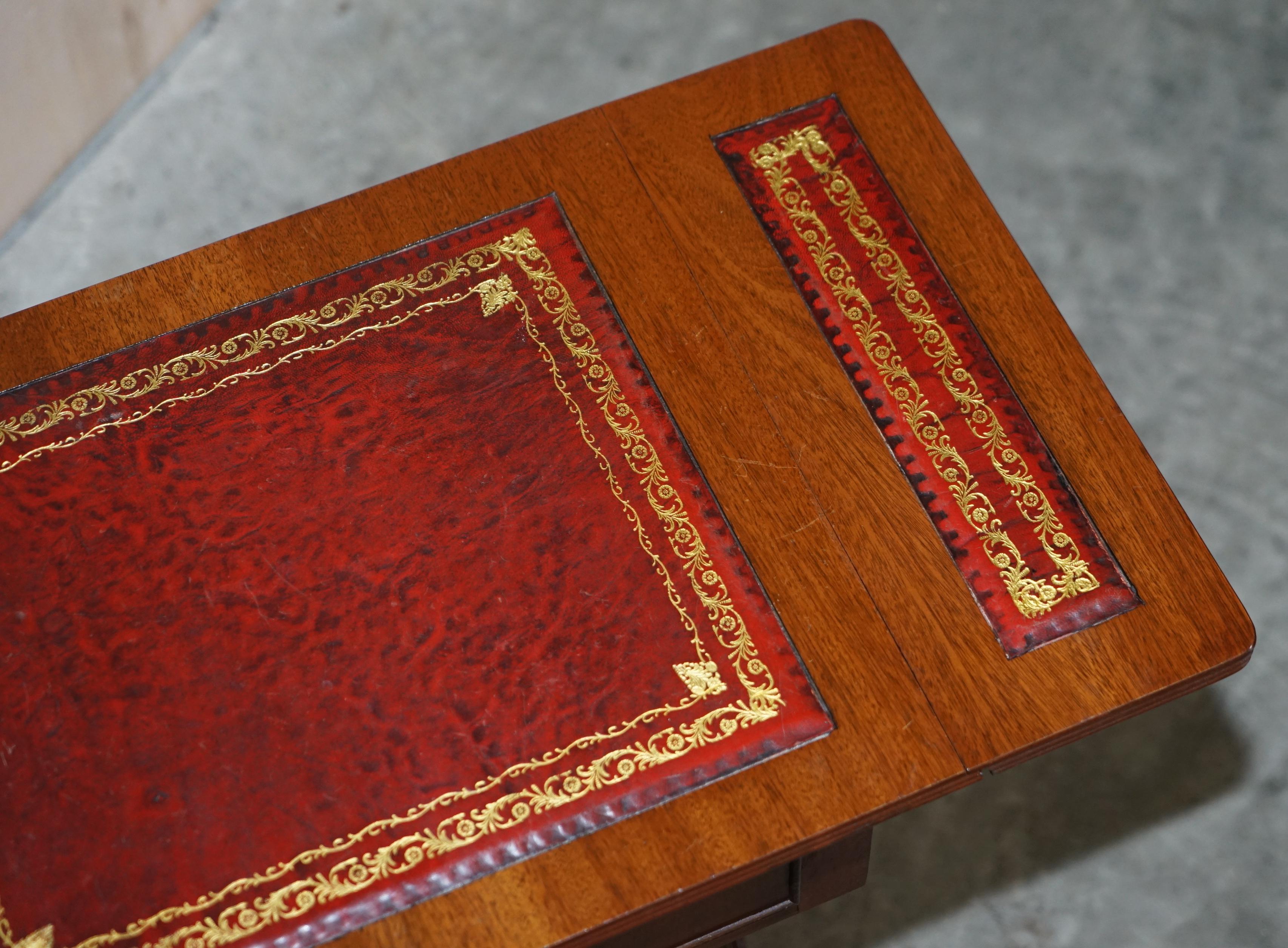 Vintage Oxblood Leather Gold Leaf Side End Table Extending Top Great Games Table For Sale 12