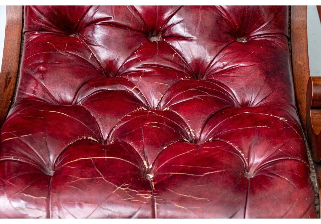 Chaise longue en cuir Vintage Oxblood en vente 6