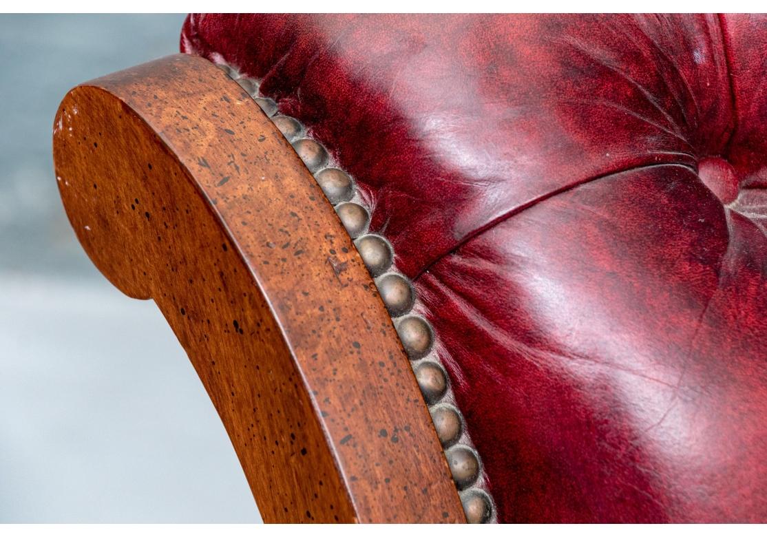 Chaise longue en cuir Vintage Oxblood en vente 7