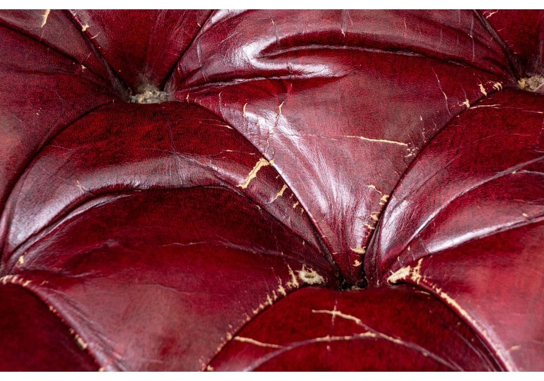 Chaise longue en cuir Vintage Oxblood en vente 8
