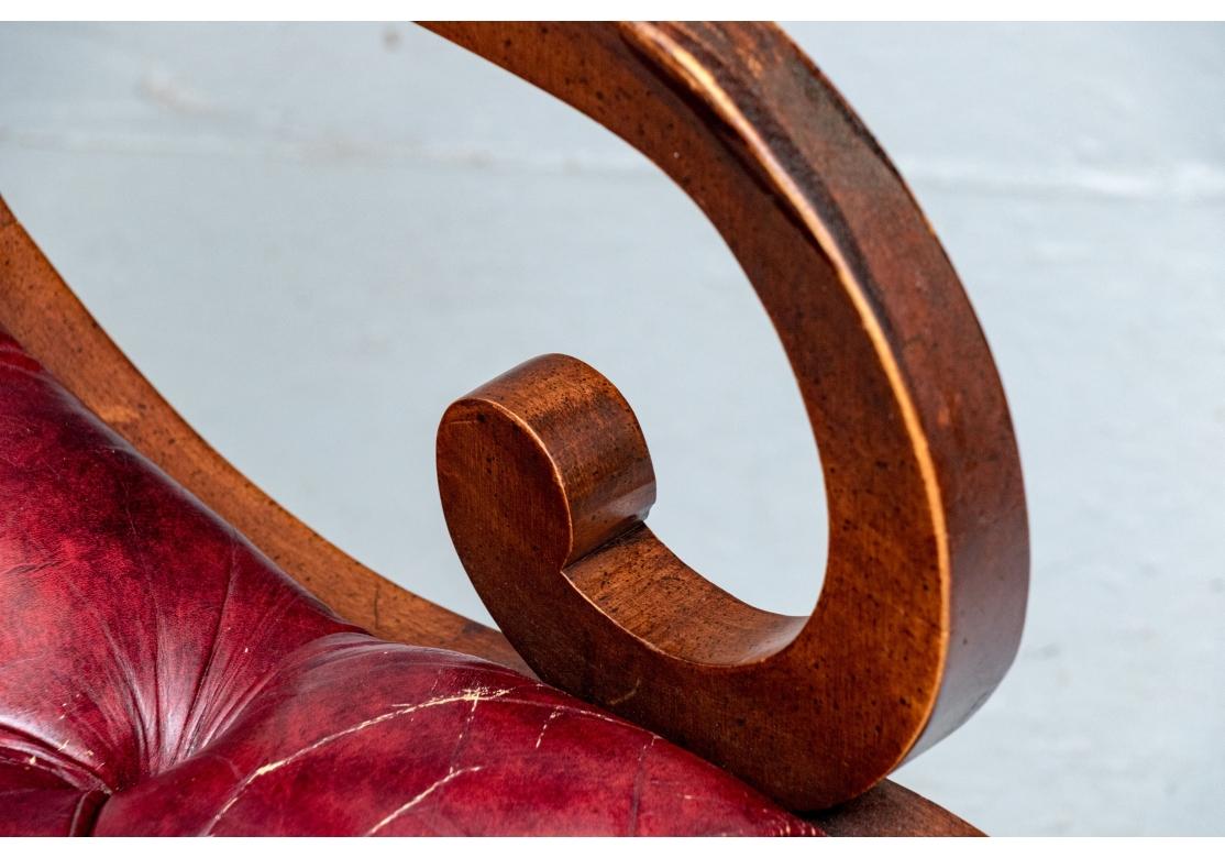 20ième siècle Chaise longue en cuir Vintage Oxblood en vente