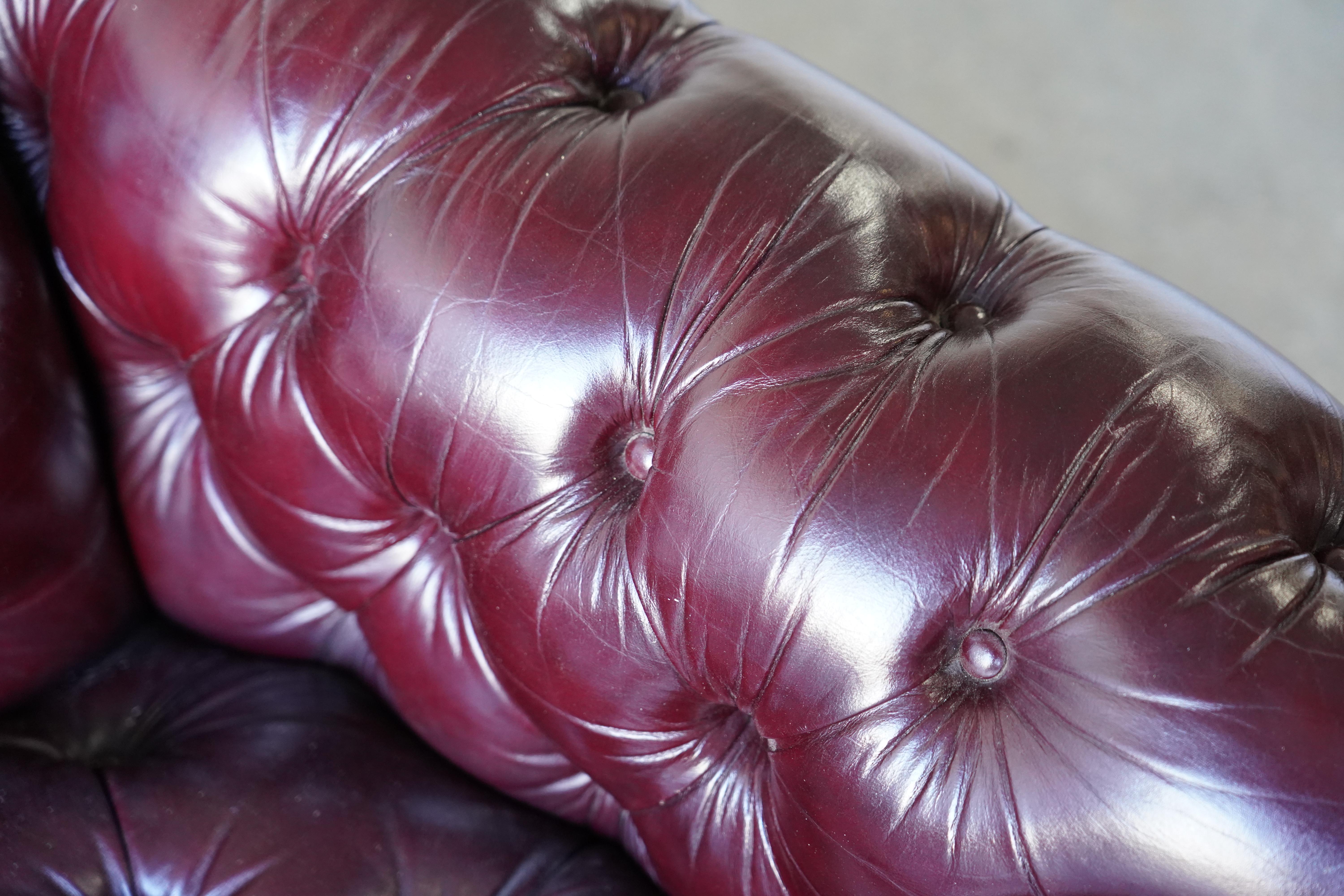 Vintage Oxblood Leather Tufted Chesterfield Sofa For Sale 5
