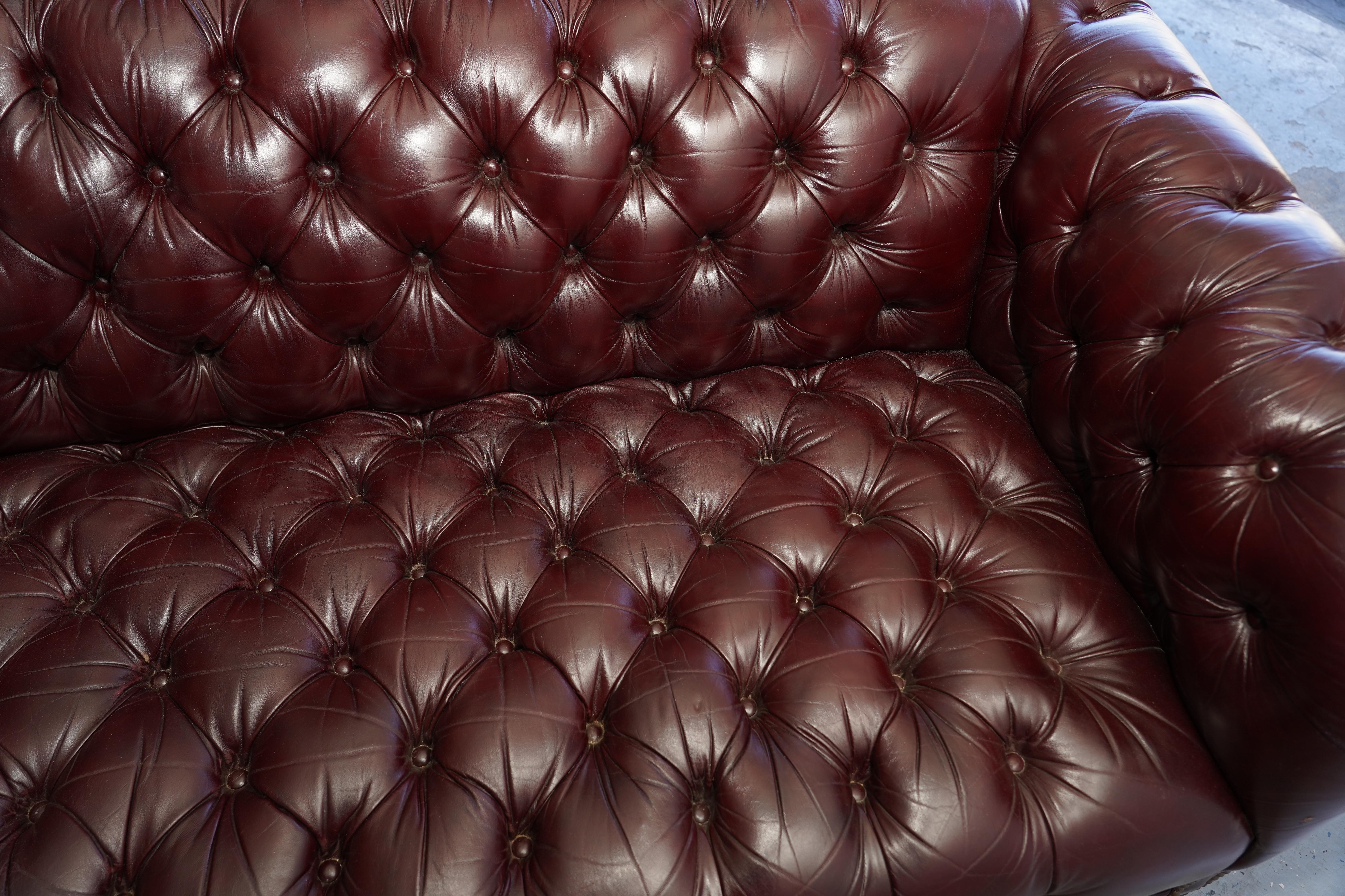 Vintage Oxblood Leather Tufted Chesterfield Sofa For Sale 2