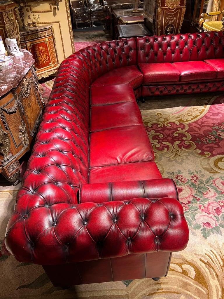Chesterfield-Ecksofa oder siebensitziges Sofa/Set mit Ochsenblutmuster im Zustand „Gut“ im Angebot in Berlin, DE