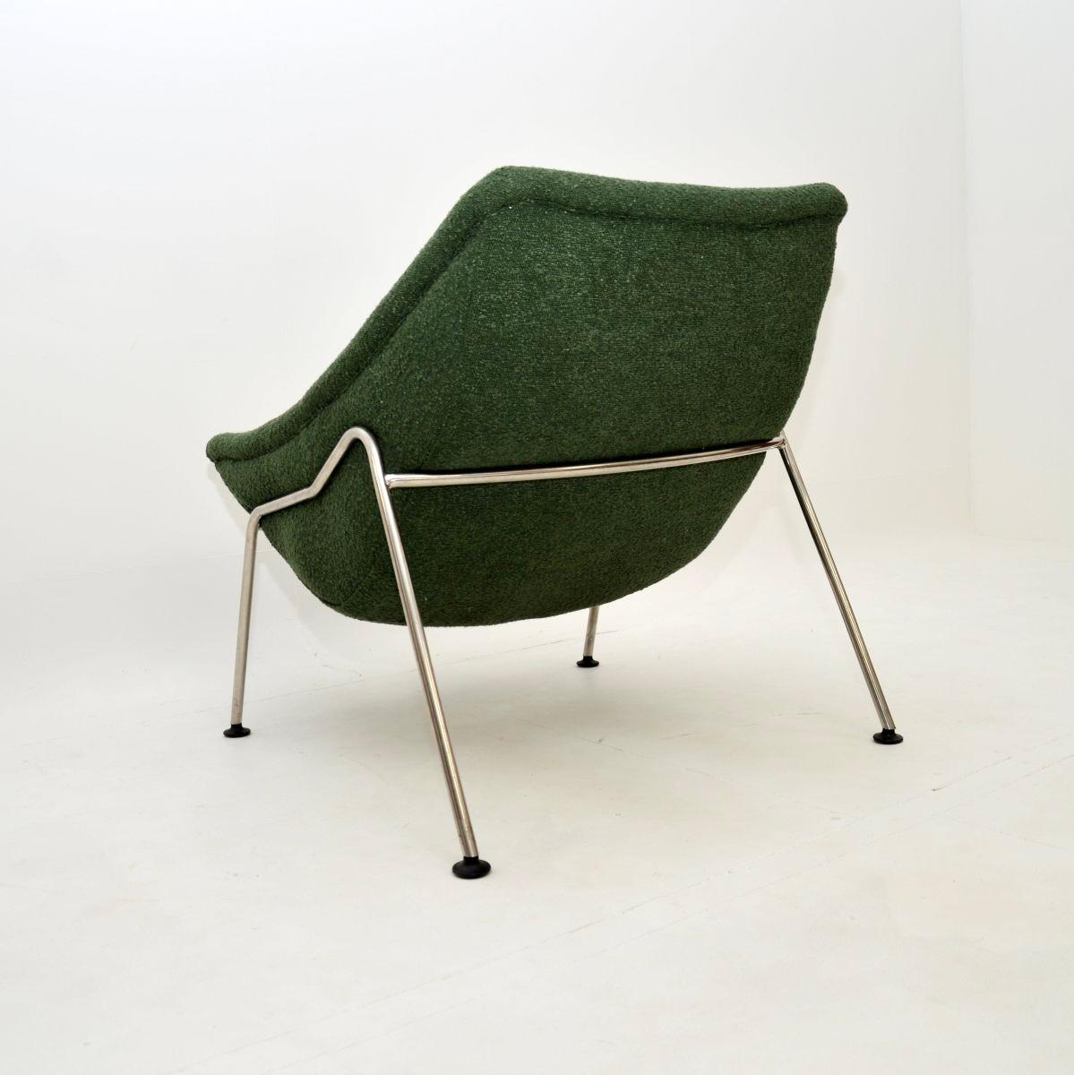 Fin du 20e siècle Fauteuil et tabouret Vintage Oyster en vente