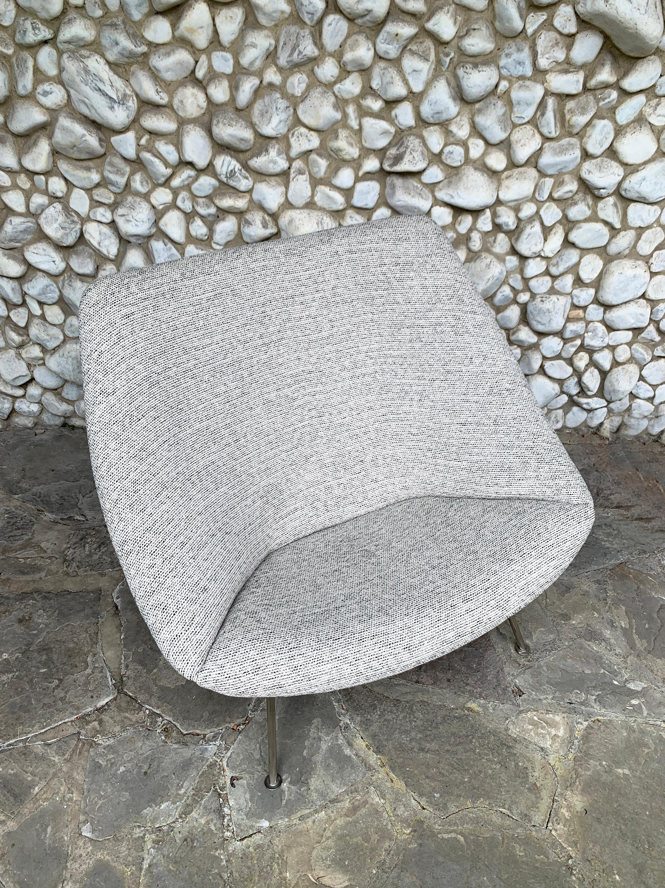 Steel Vintage Oyster Chair by Pierre Paulin for Artifort, 1960s in Kvadrat Upholstery For Sale
