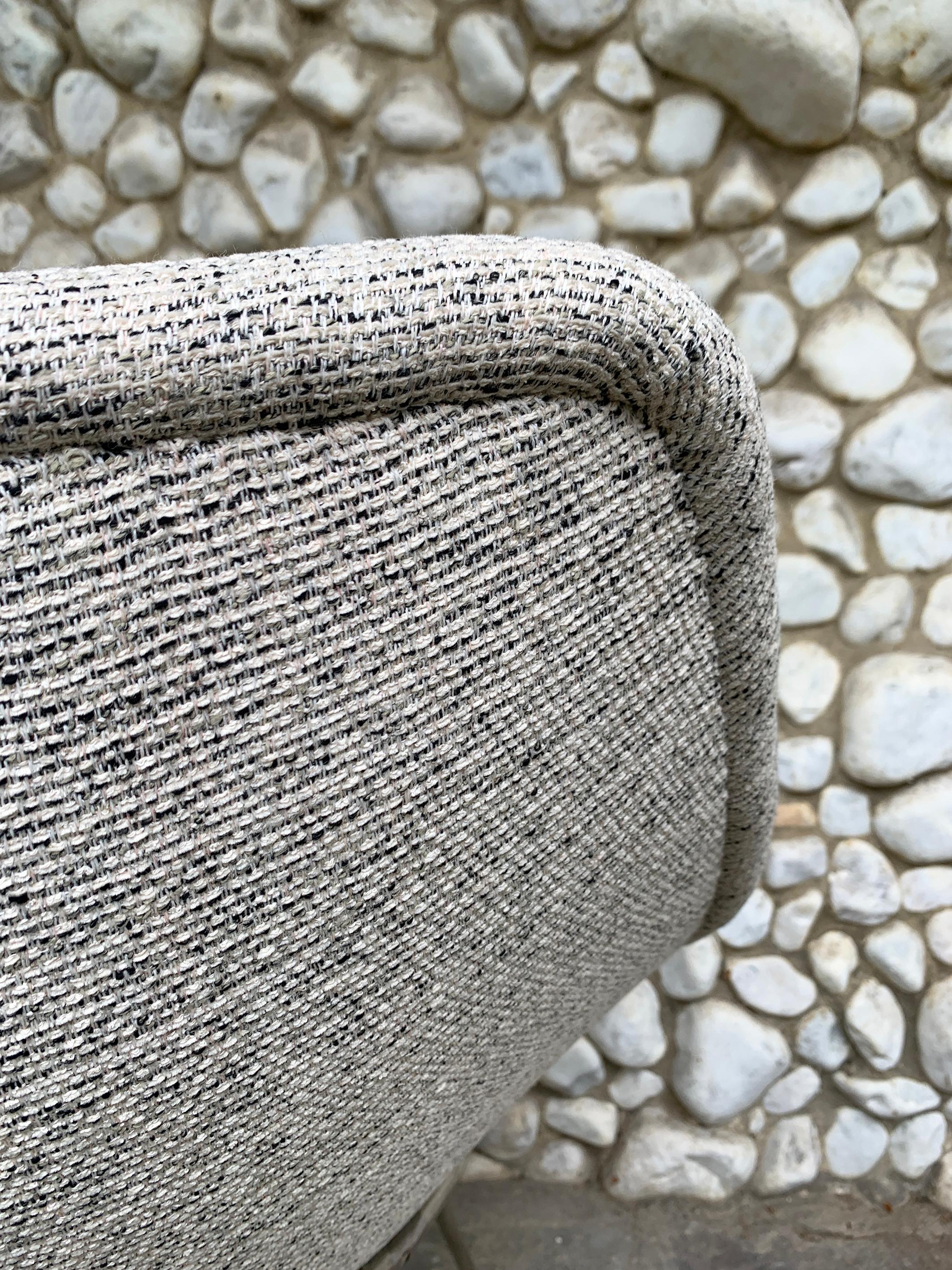 Vintage Oyster Chair by Pierre Paulin for Artifort, 1960s in Kvadrat Upholstery For Sale 2