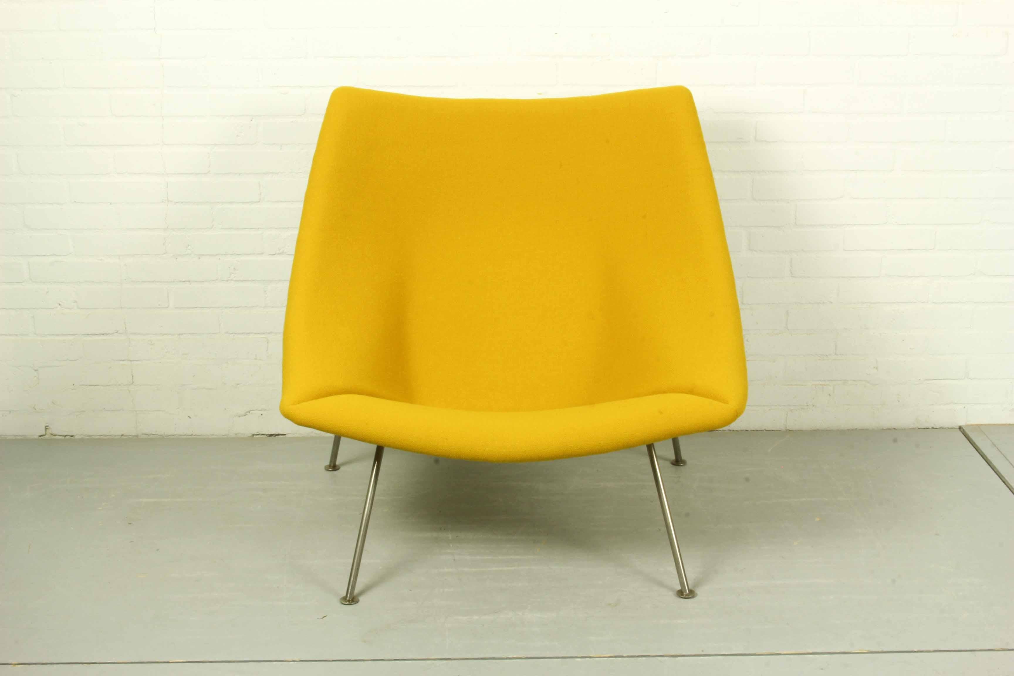 Vintage Oyster Chair by Pierre Paulin for Artifort in Kvadrat Hallingdal 3