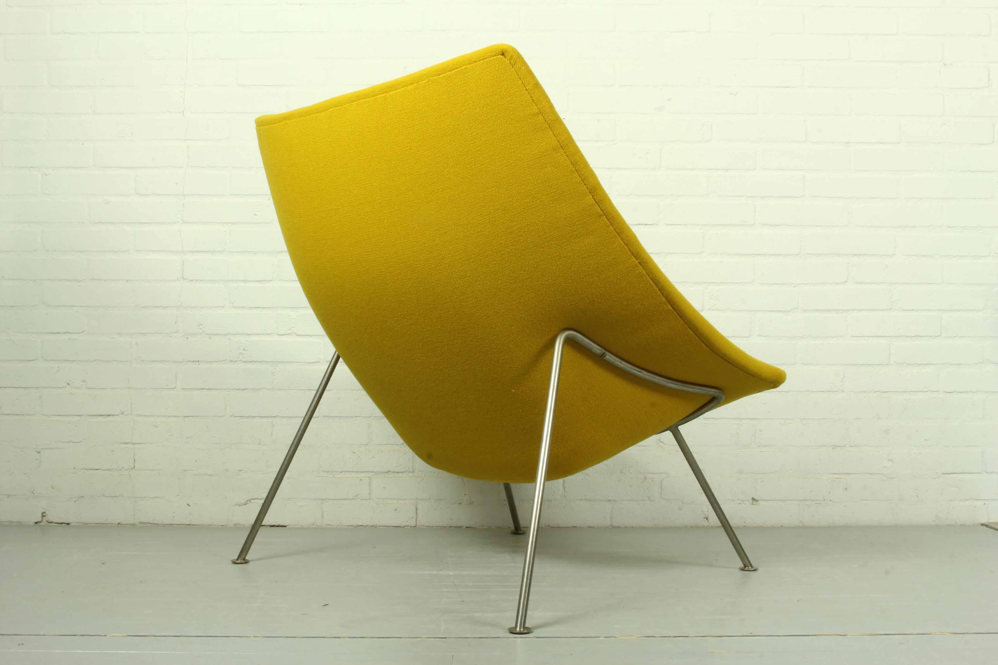 Dutch Vintage Oyster Chair by Pierre Paulin for Artifort in Kvadrat Hallingdal