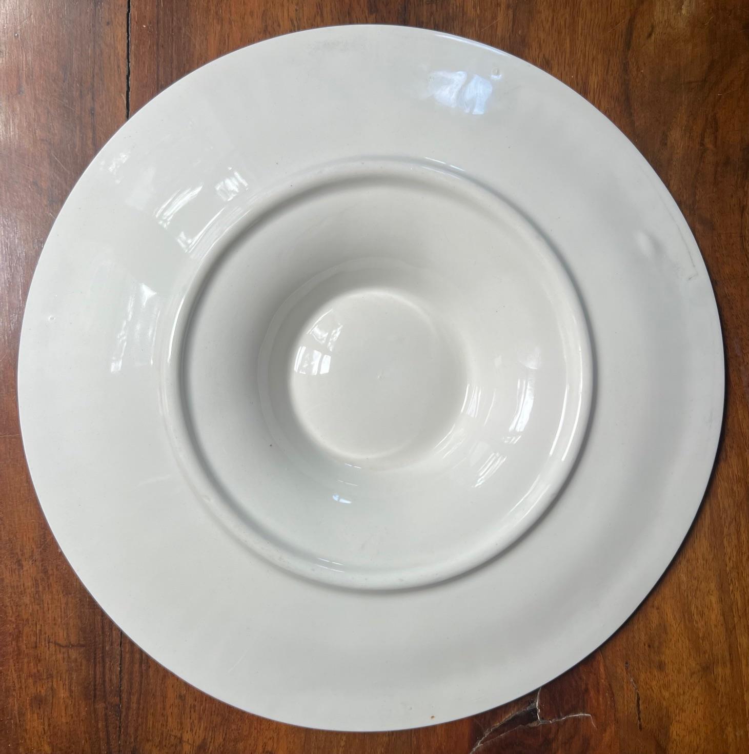 Vintage Oyster Plate with Sea Creatures Lined in Gold For Sale 5