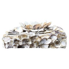 Boîte vintage incrustée de coquilles d'huîtres