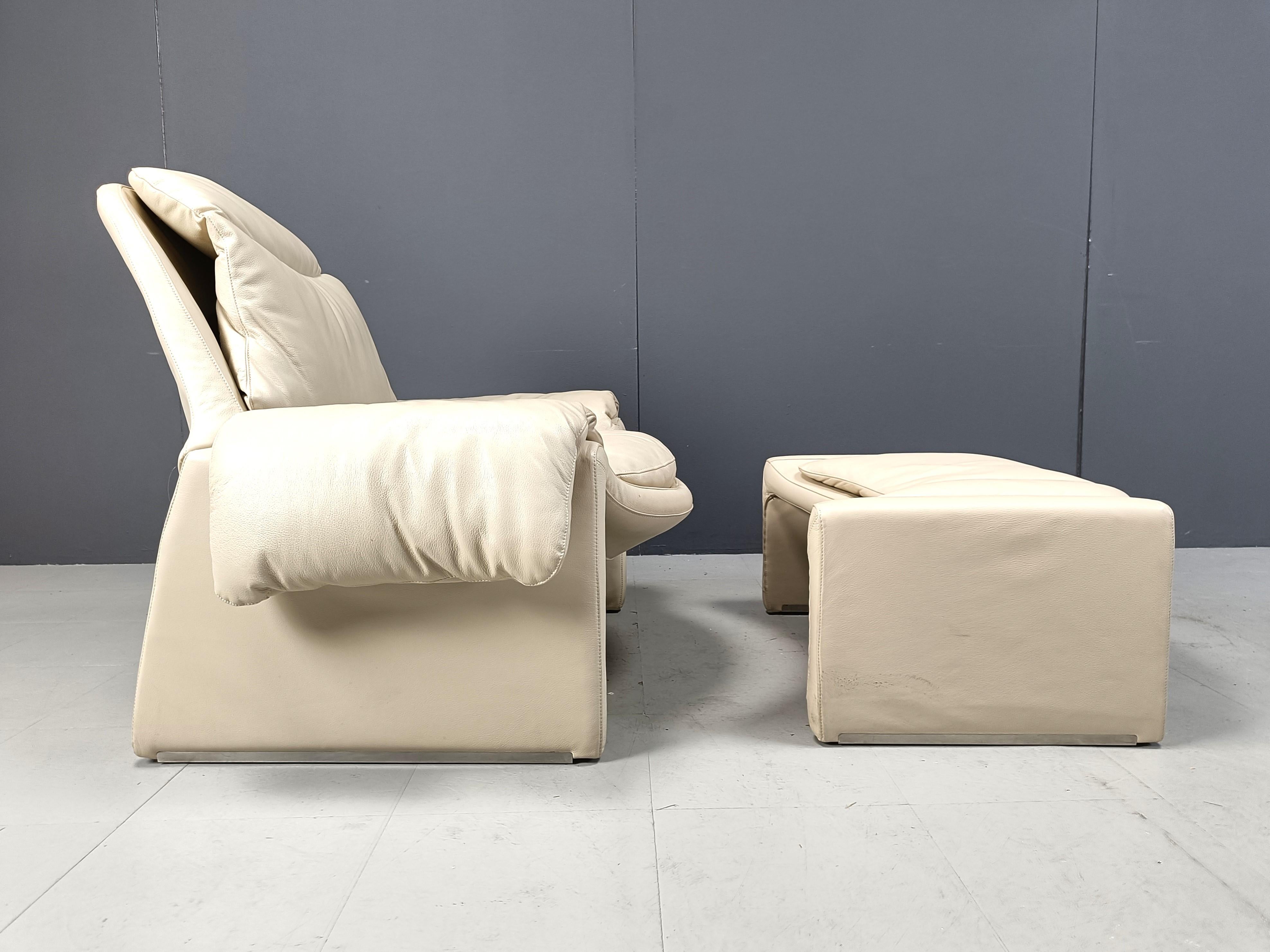 Vintage P60 leather lounge chair by Vittorio Introini for Saporiti, 1970s In Good Condition In Leuven, Vlaams Gewest