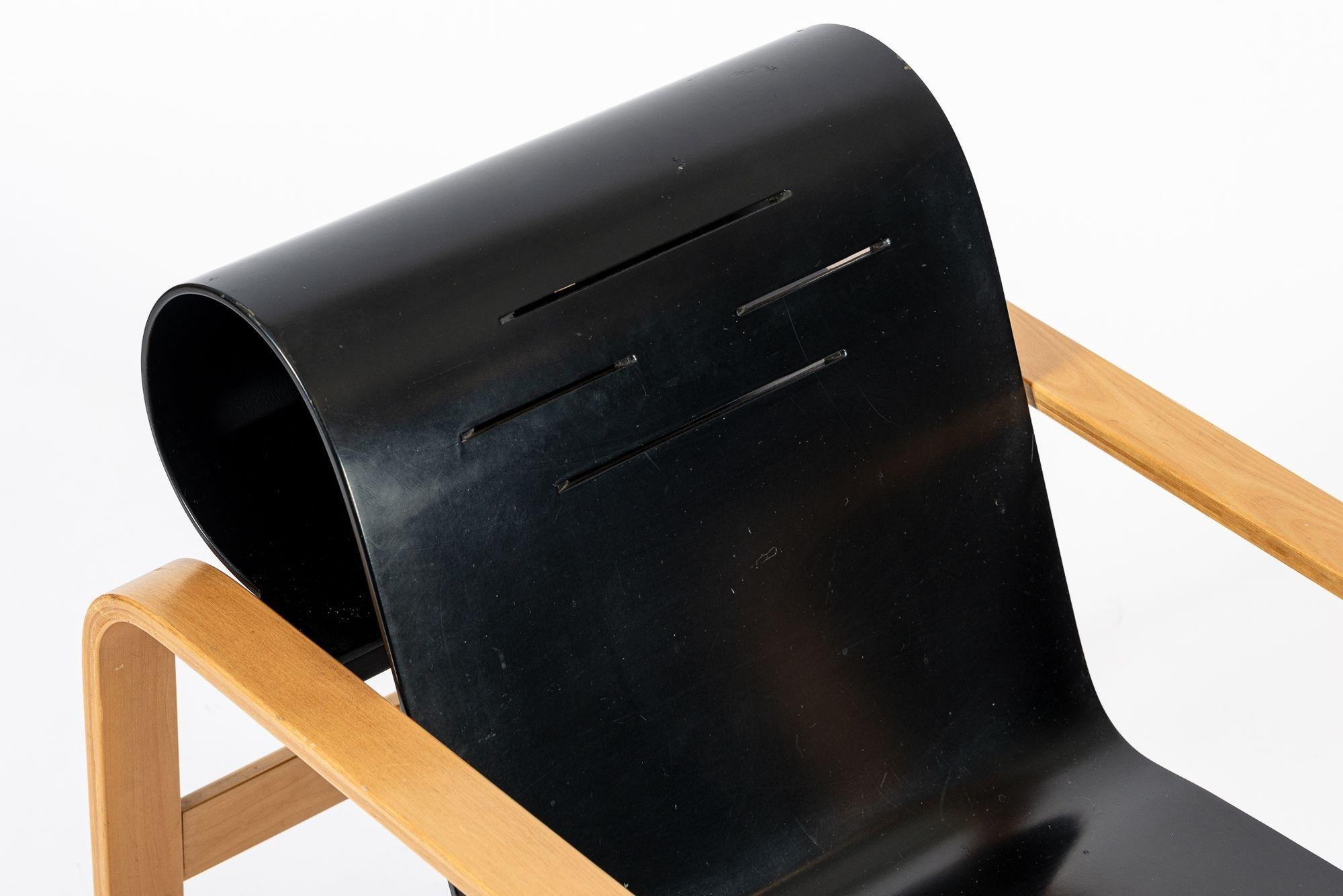 Vintage Paimio #41 Sillones de madera contrachapada de Alvar Aalto para Artek en venta 8