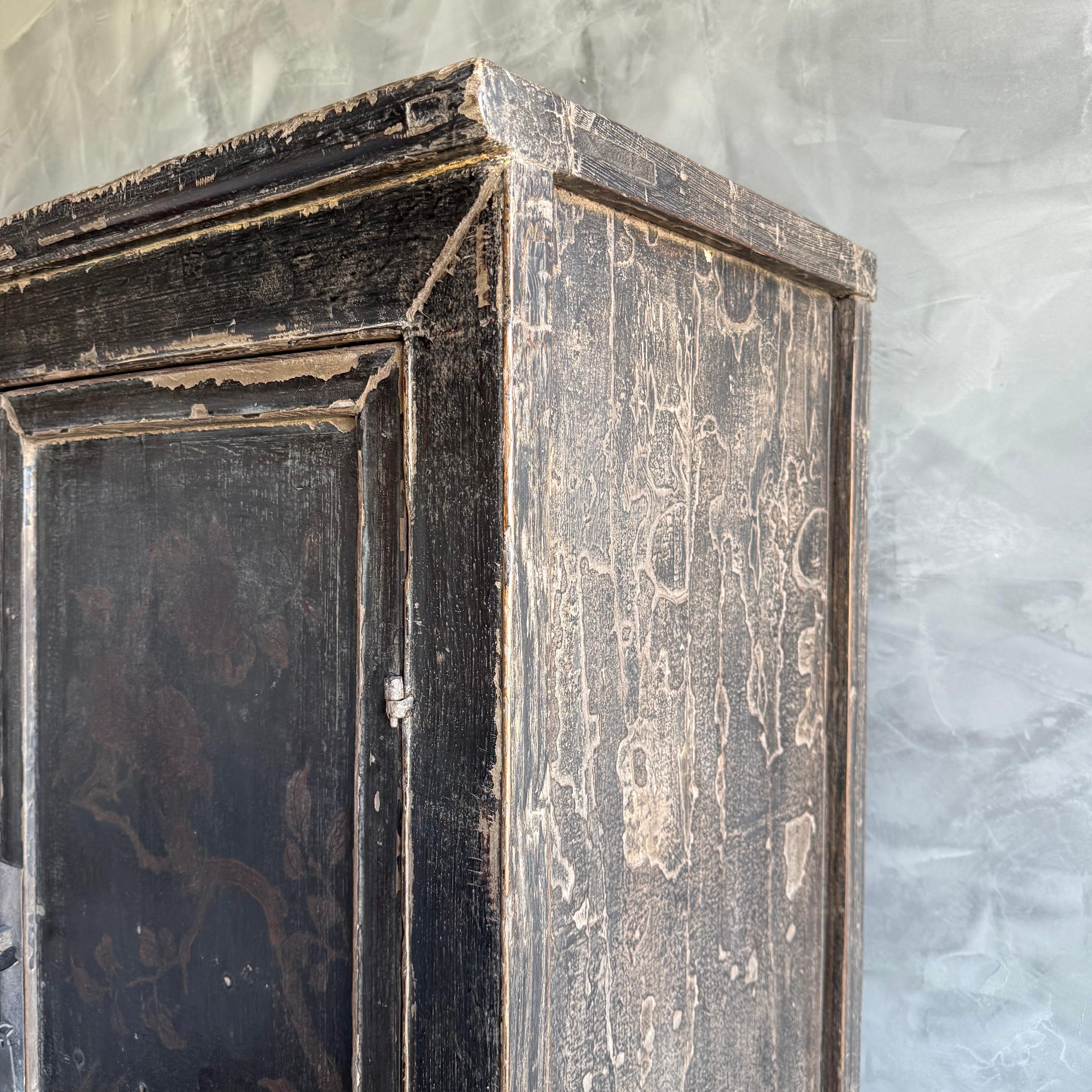 Vintage gemalt Armoire mit Blumenmotiv 2