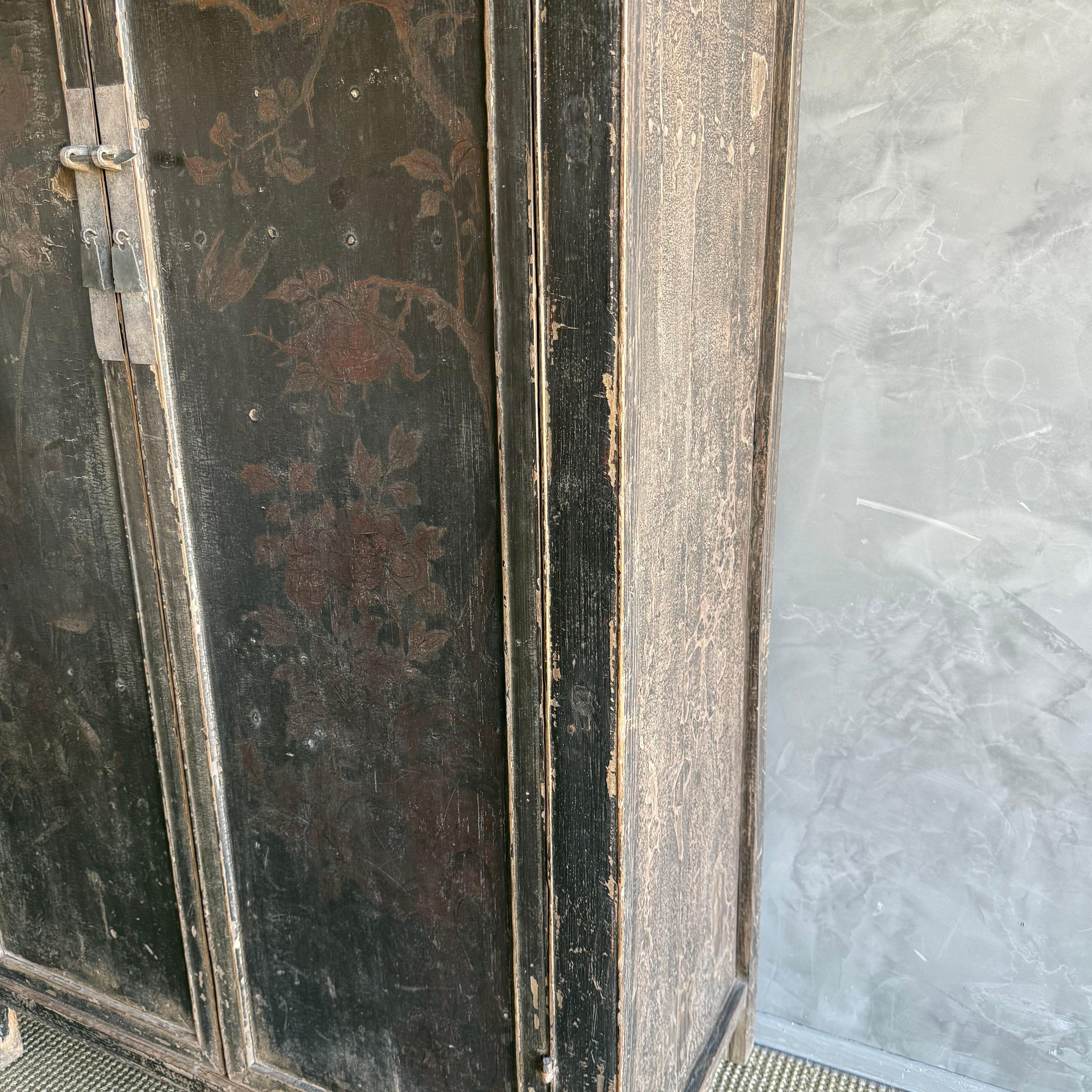 Vintage gemalt Armoire mit Blumenmotiv 3