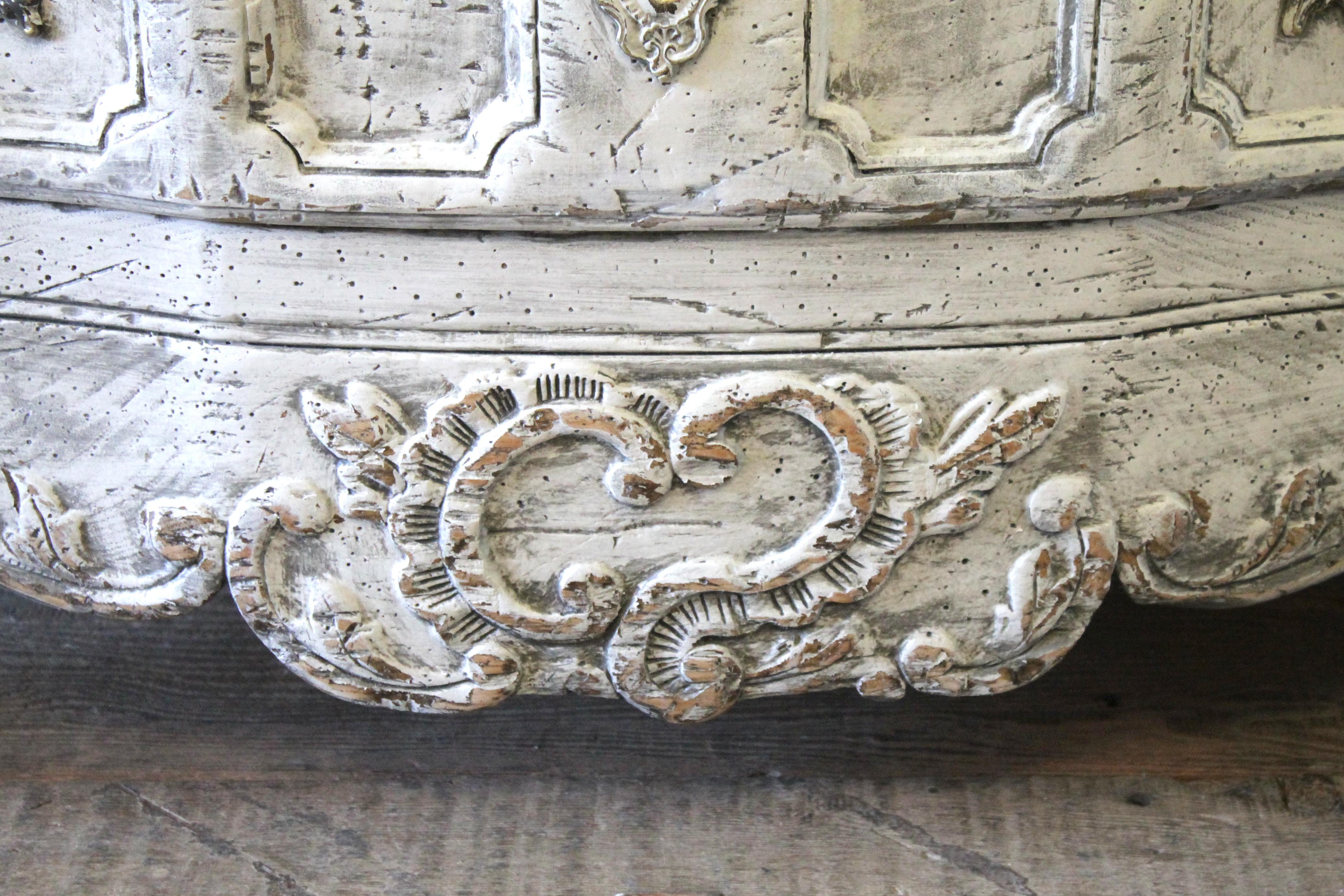 Vintage Painted Baker Commode Three-Drawer Chest 4