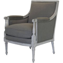 Vintage Painted Bergere in Belgian Linen