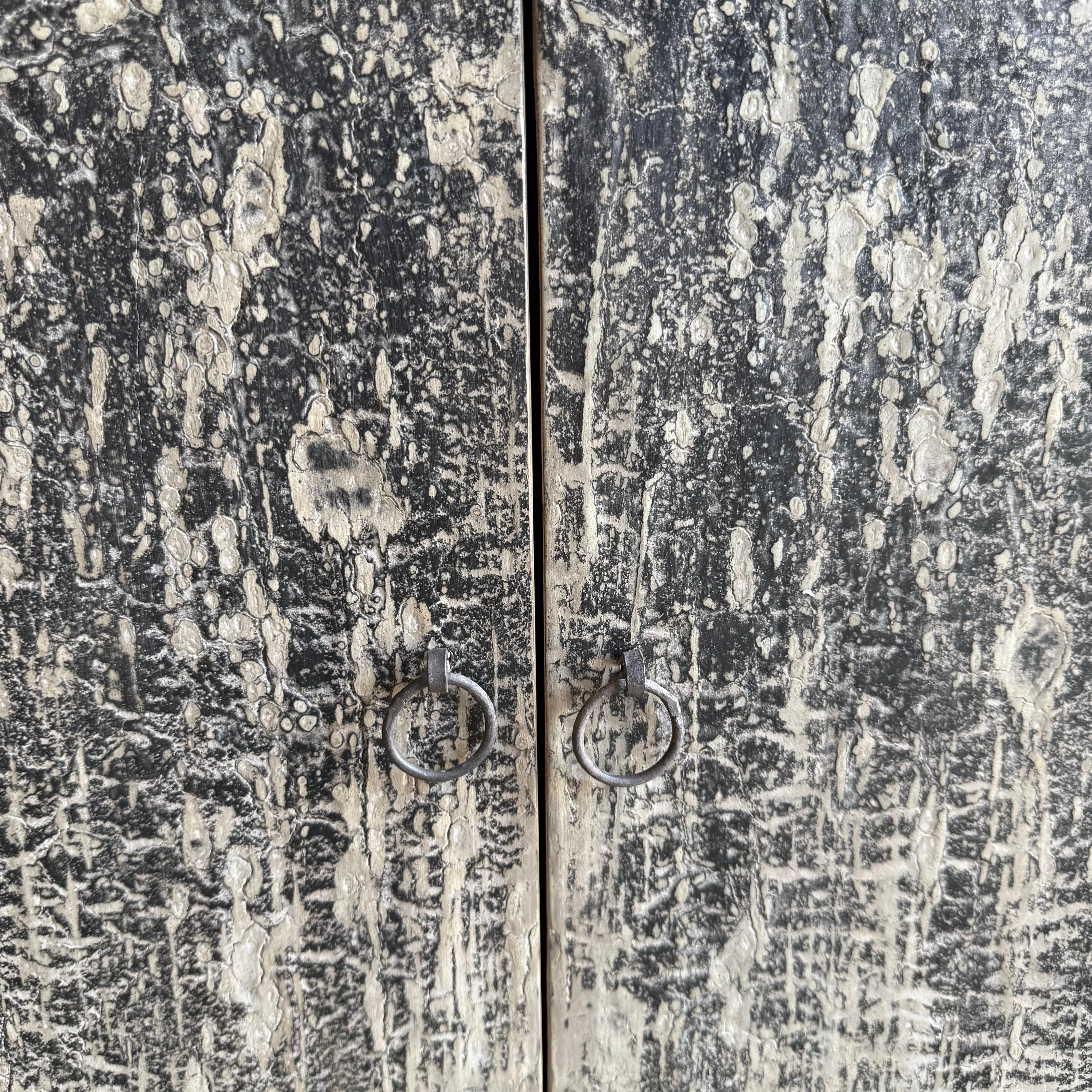 Vintage gemalt schwarz Ulme Holz Schrank oder Sideboard 51,5