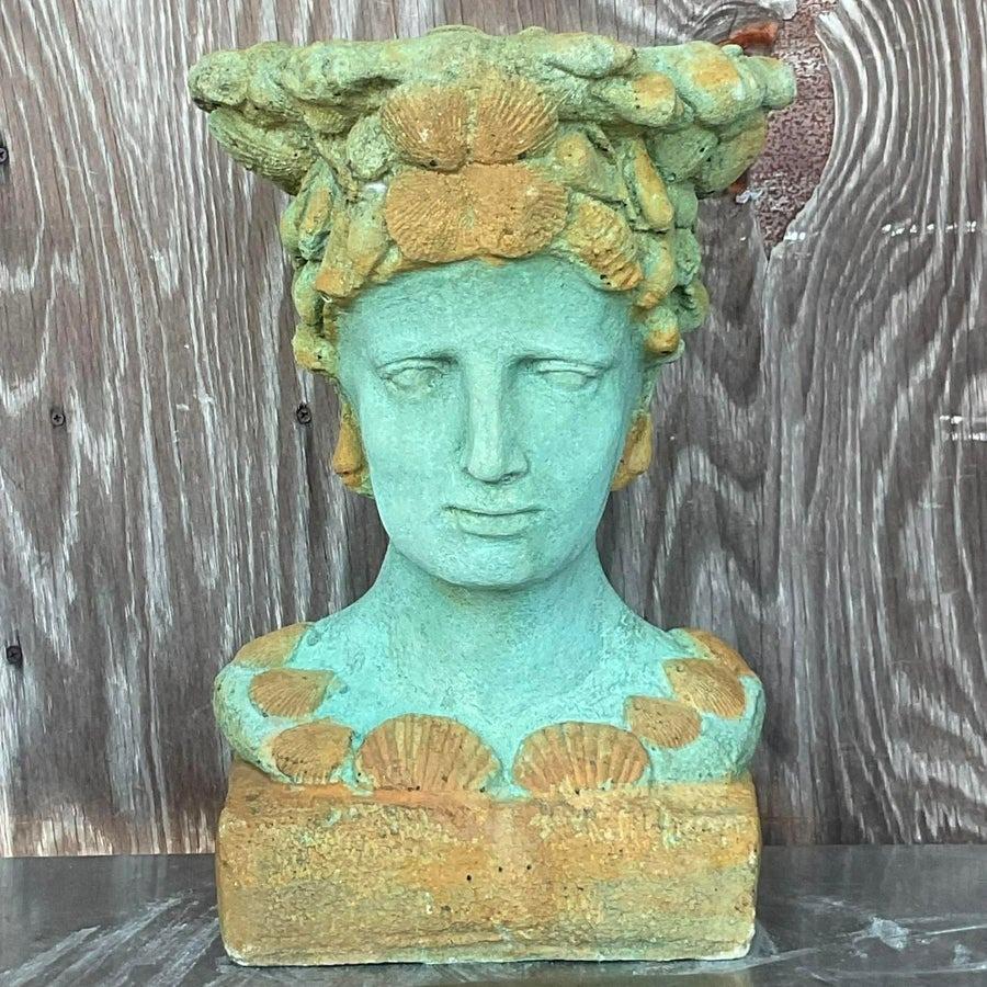 Vintage gemalt Guss Beton Büste Pflanzer im Angebot 2
