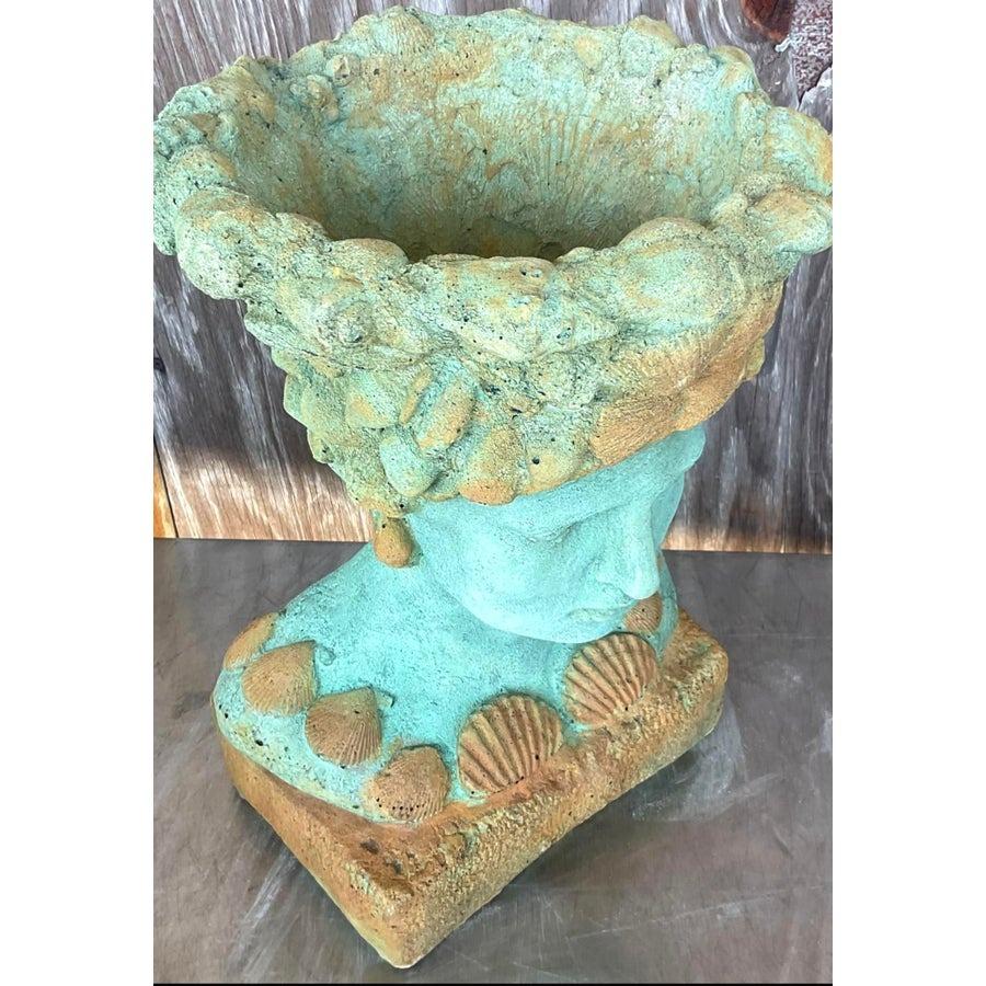 Vintage gemalt Guss Beton Büste Pflanzer im Angebot 3