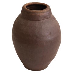 Brocca in terracotta dipinta vintage