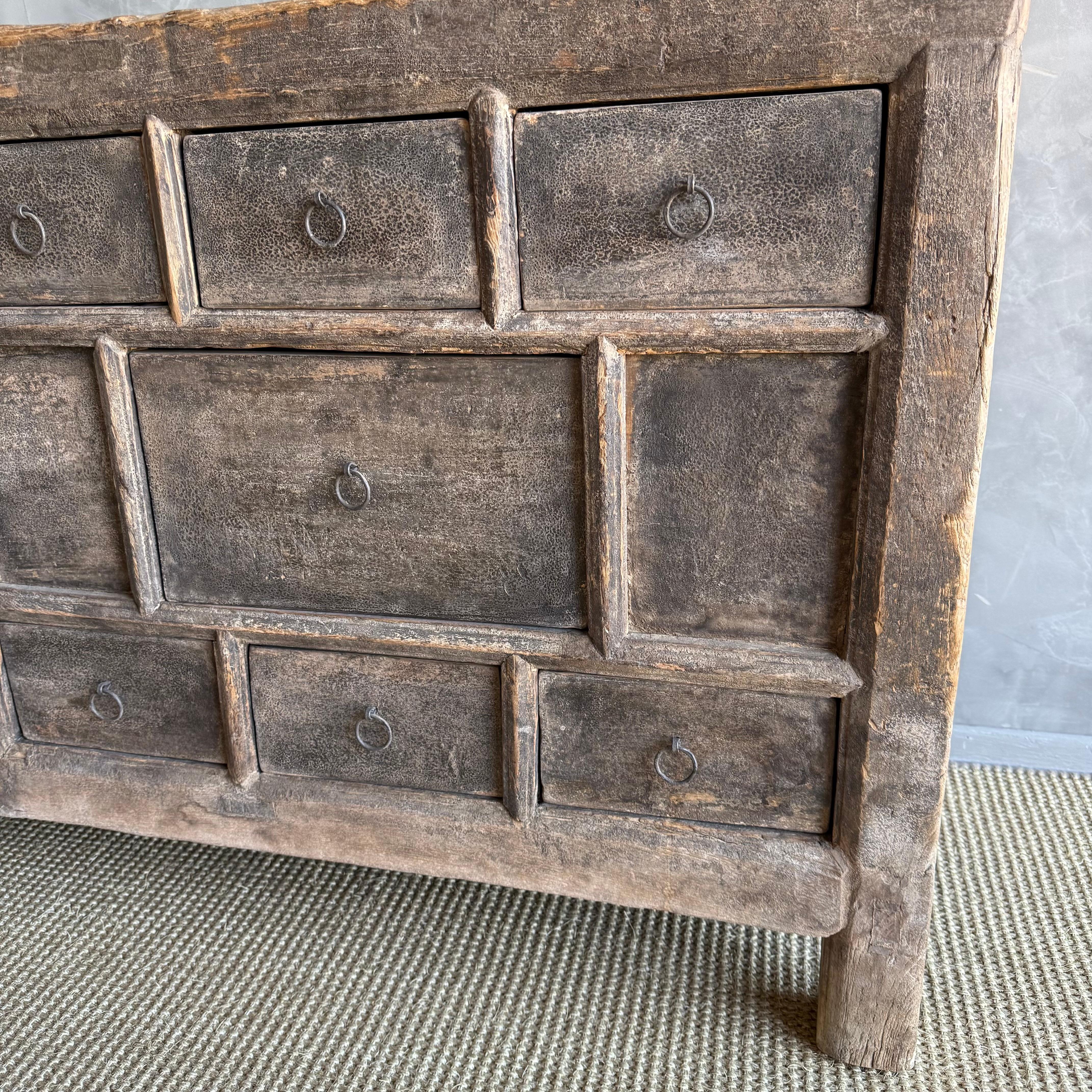 Olmo Mobile in legno di olmo verniciato d'epoca con cassetti da 71