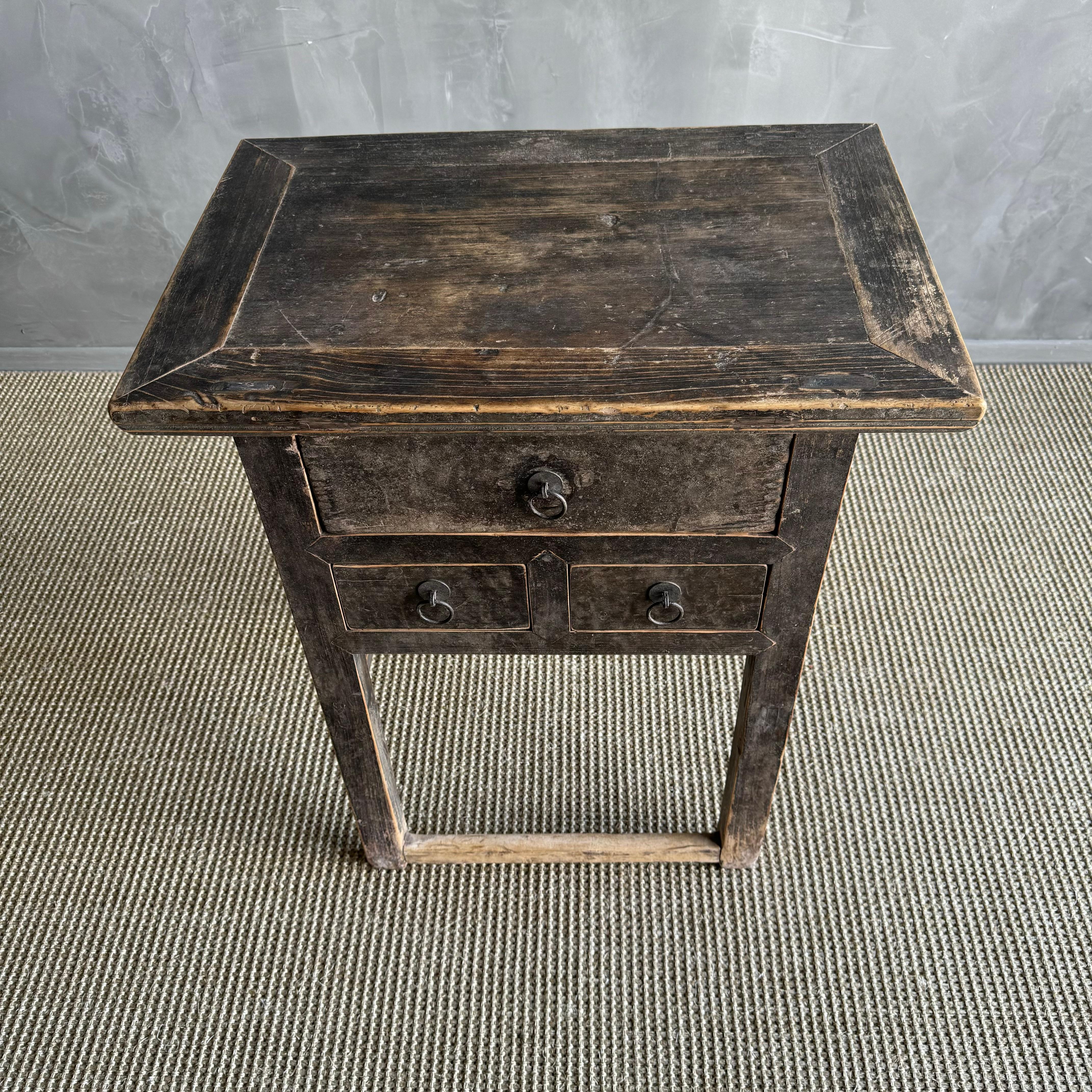 Vintage gemalt Ulme Wood Schublade Konsole (20. Jahrhundert) im Angebot
