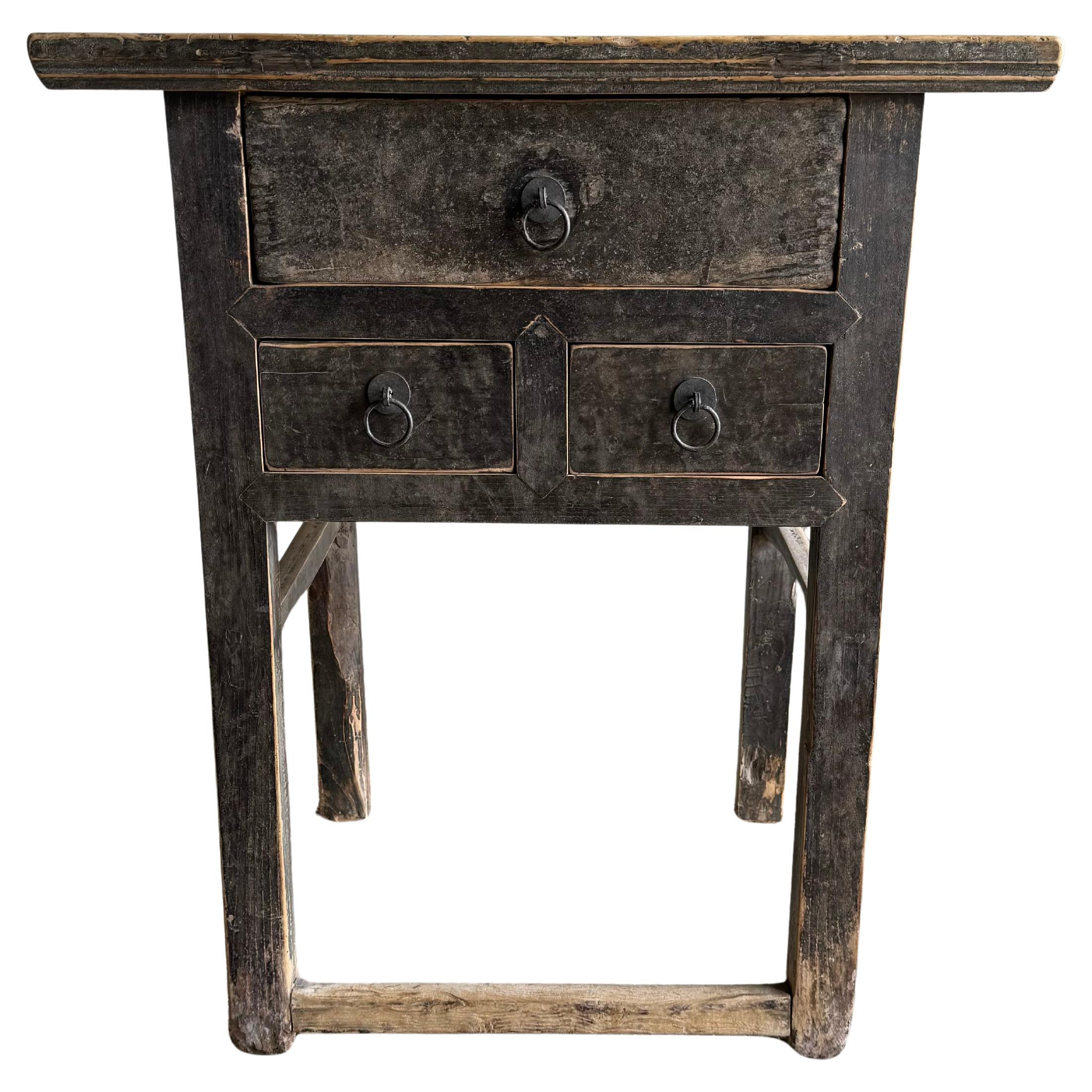 Console a cassetti in legno di olmo verniciato vintage