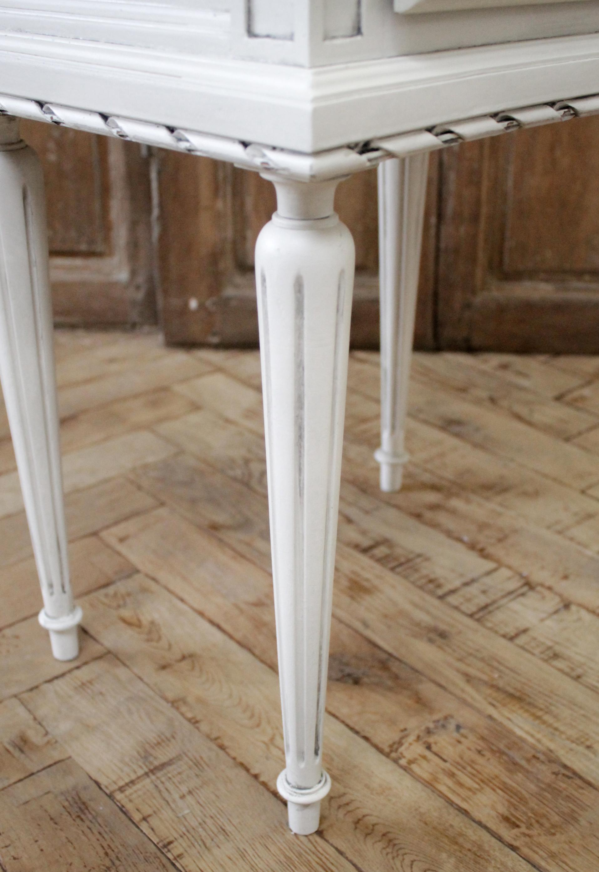 Vintage Painted French Louis XVI Style Side Table 2