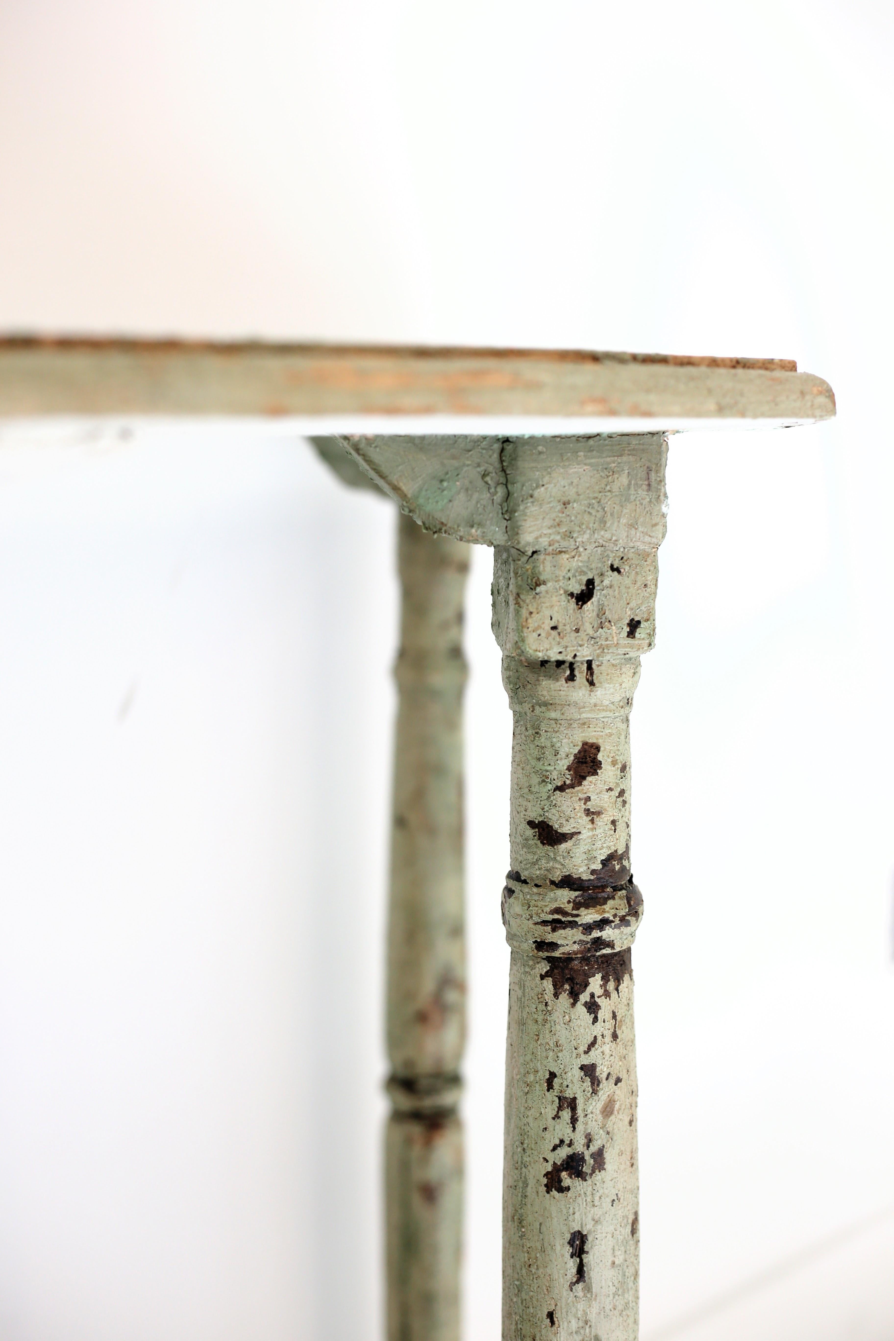 Pair of Vintage Painted Green Console Tables In Distressed Condition For Sale In West Hollywood, CA