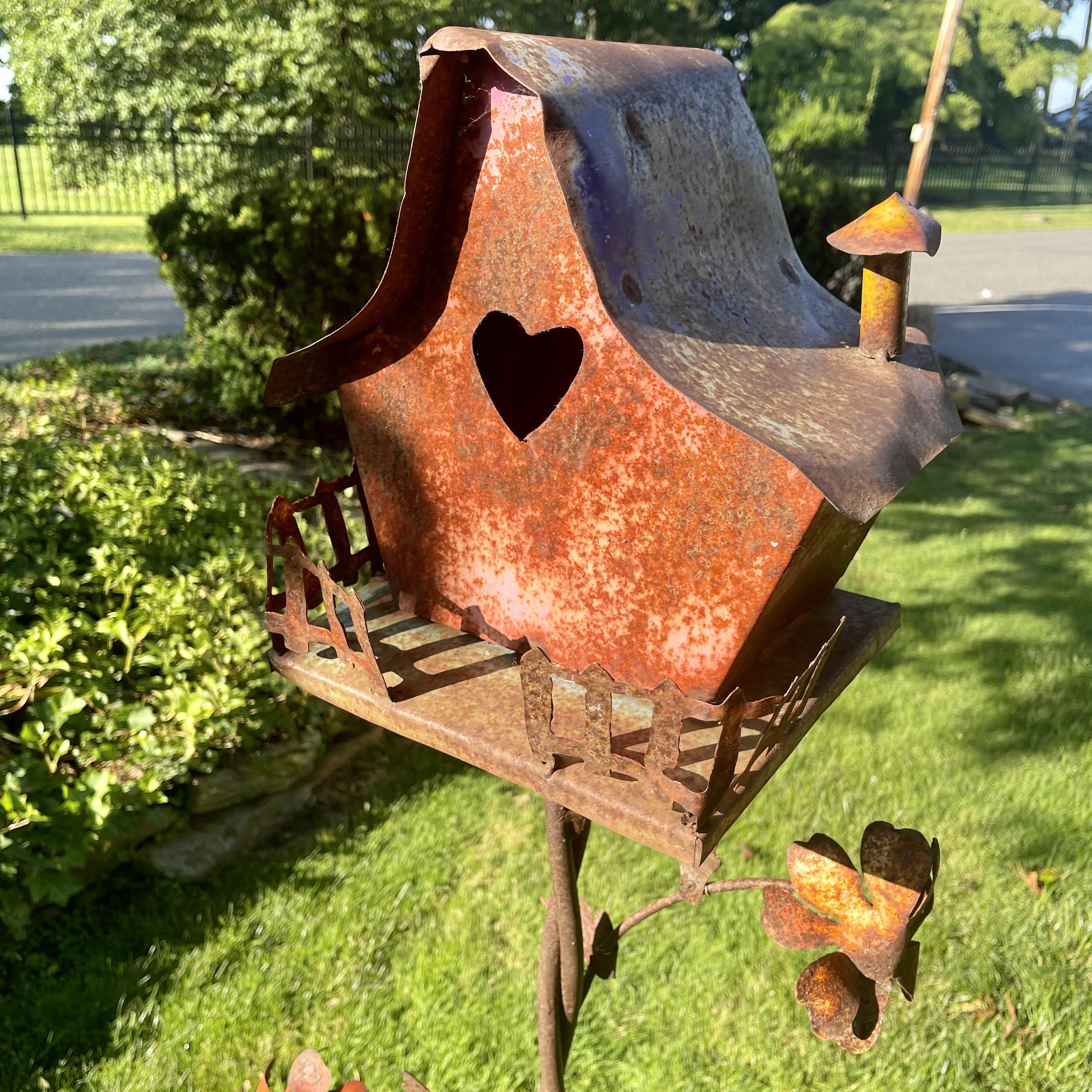 Vintage Painted Iron Bird House Feeding Stand Tripod 11