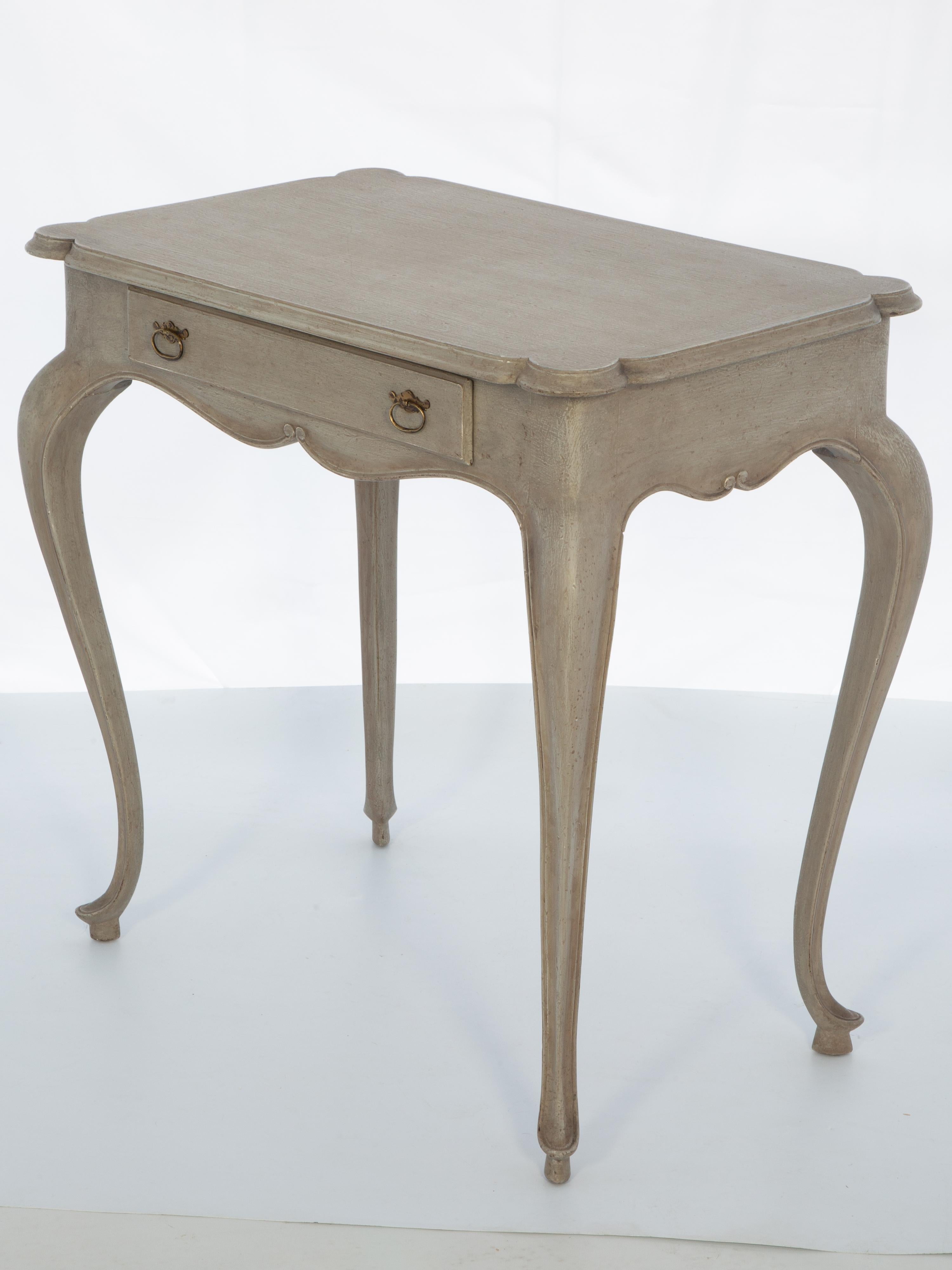 Vintage Painted Italian Tea Table with Single Drawer For Sale 2