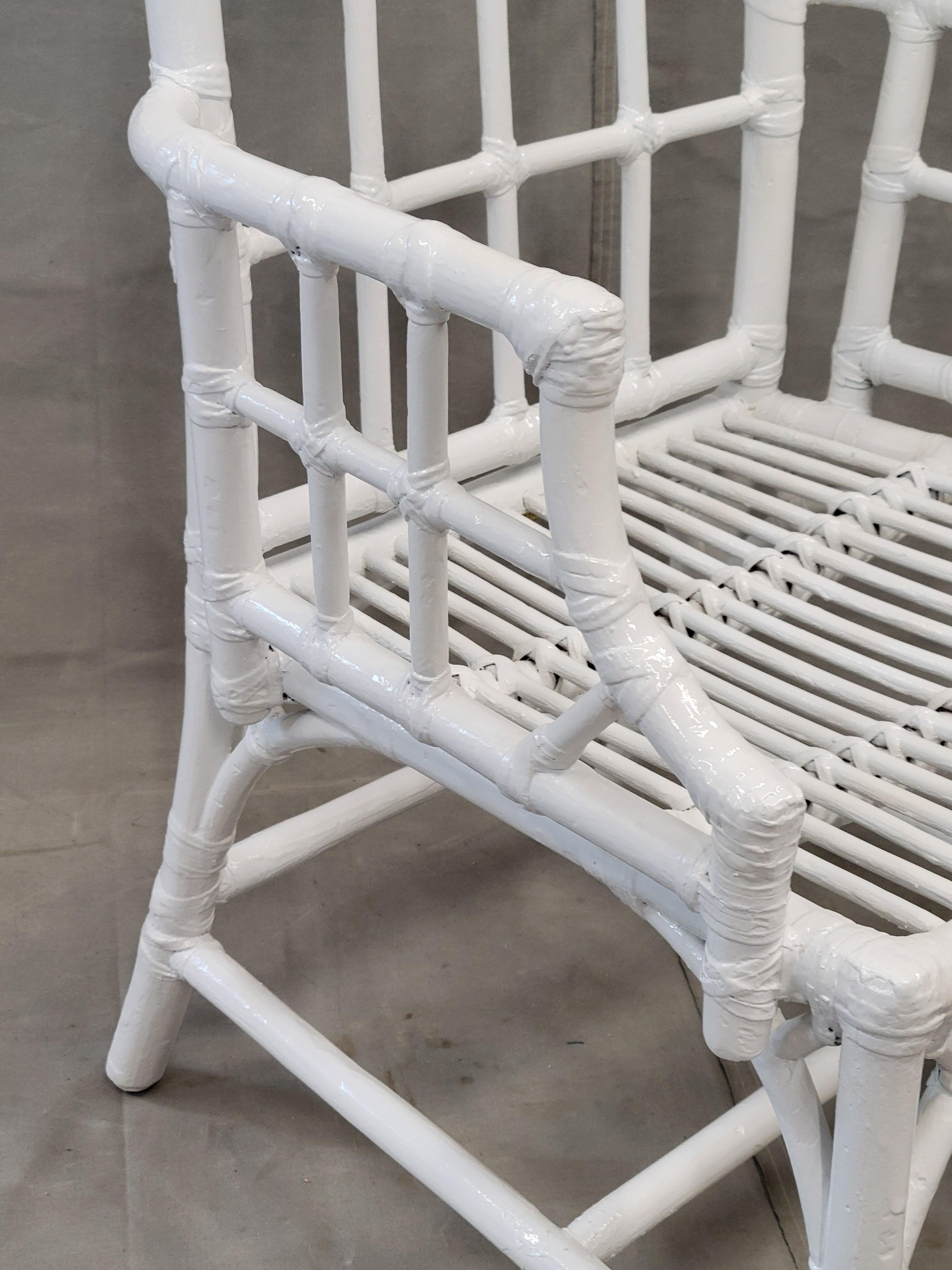 Sillones McGuire Vintage de bambú pintado - Juego de 4 en venta 1