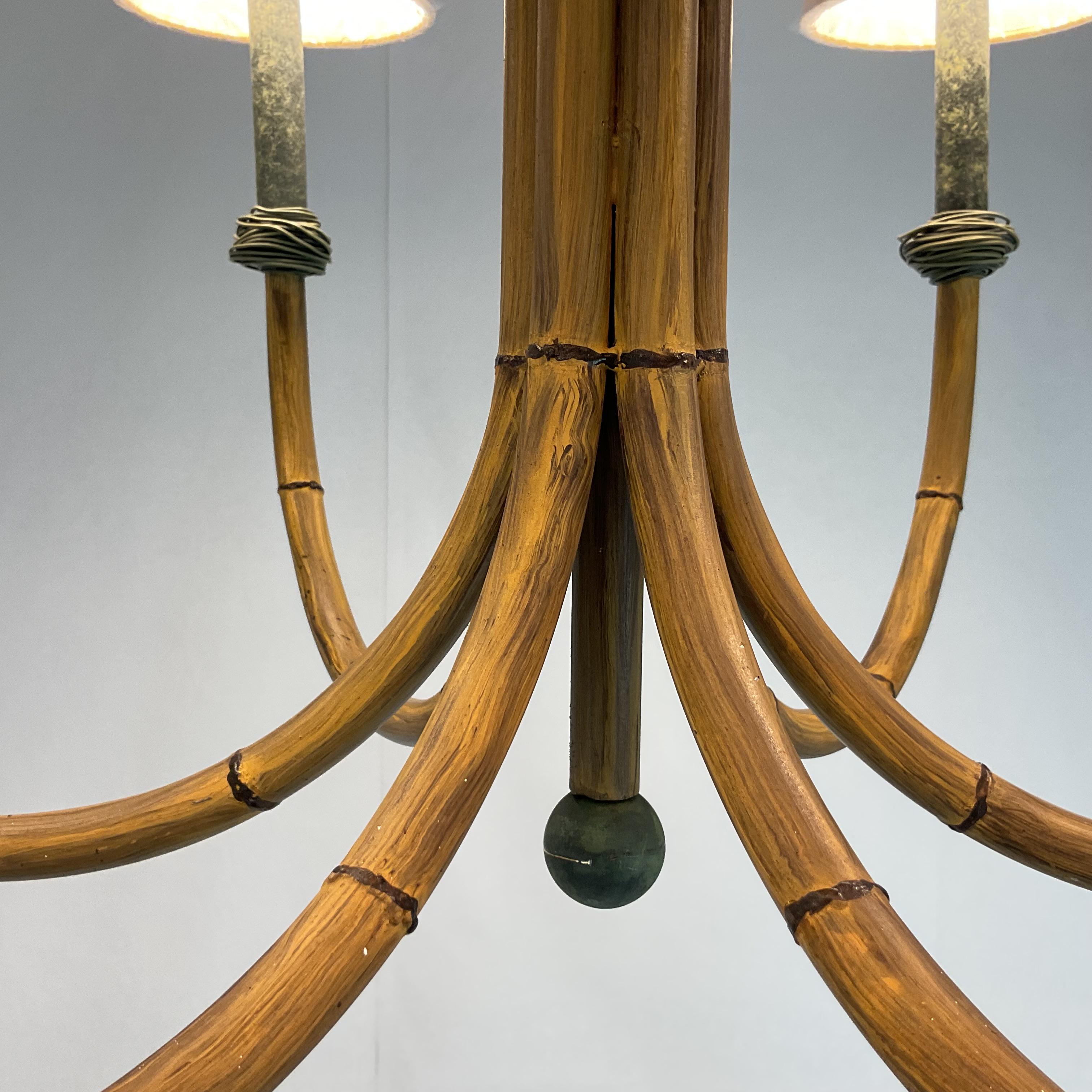 Lampadario a forma di palma in metallo verniciato vintage con paralumi in vendita 2