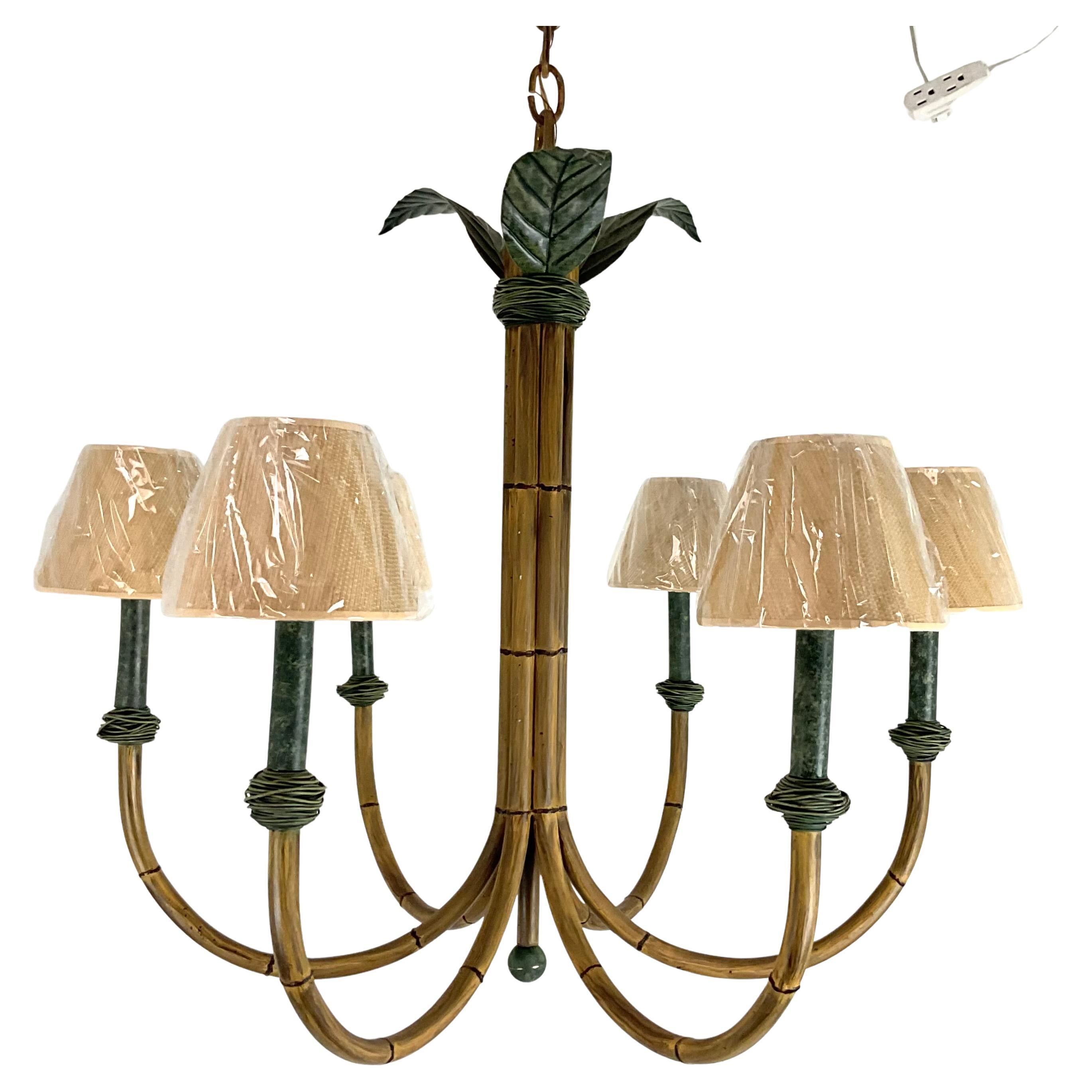 Lampadario a forma di palma in metallo verniciato vintage con paralumi in vendita