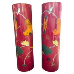 Vintage Rot bemalte Chinoiserie Pedestals , ein Paar