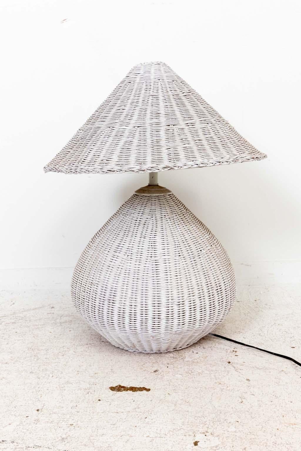 Vintage Painted Wicker Table Lamp 5