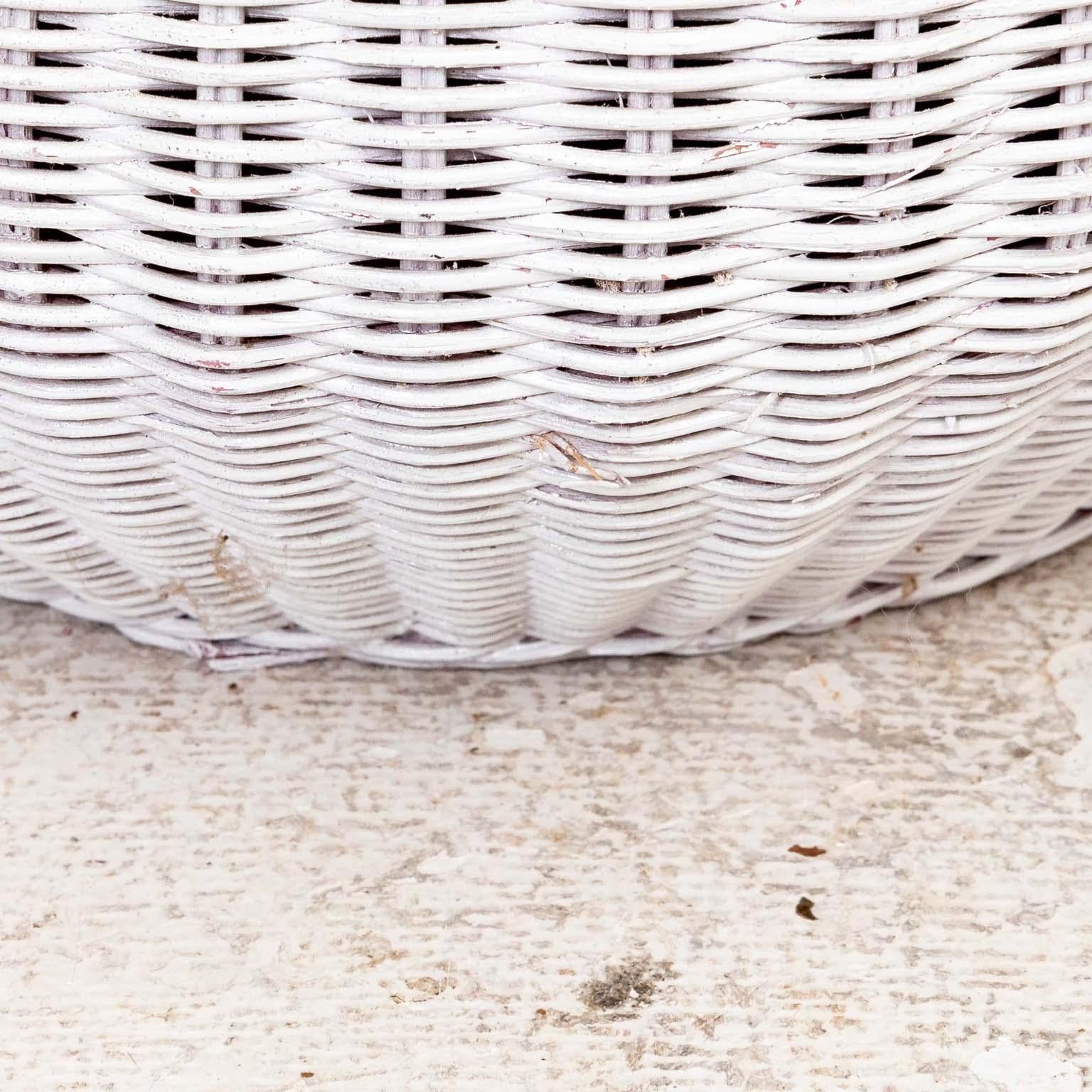 Vintage Painted Wicker Table Lamp 6