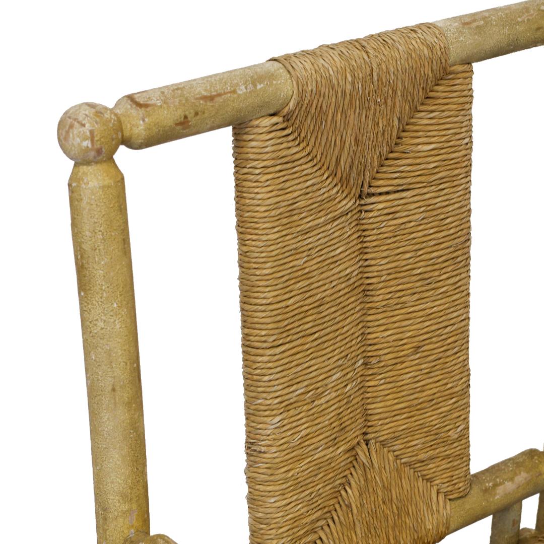 Vintage gemalt gewebt Binsen Stuhl (Rustikal) im Angebot